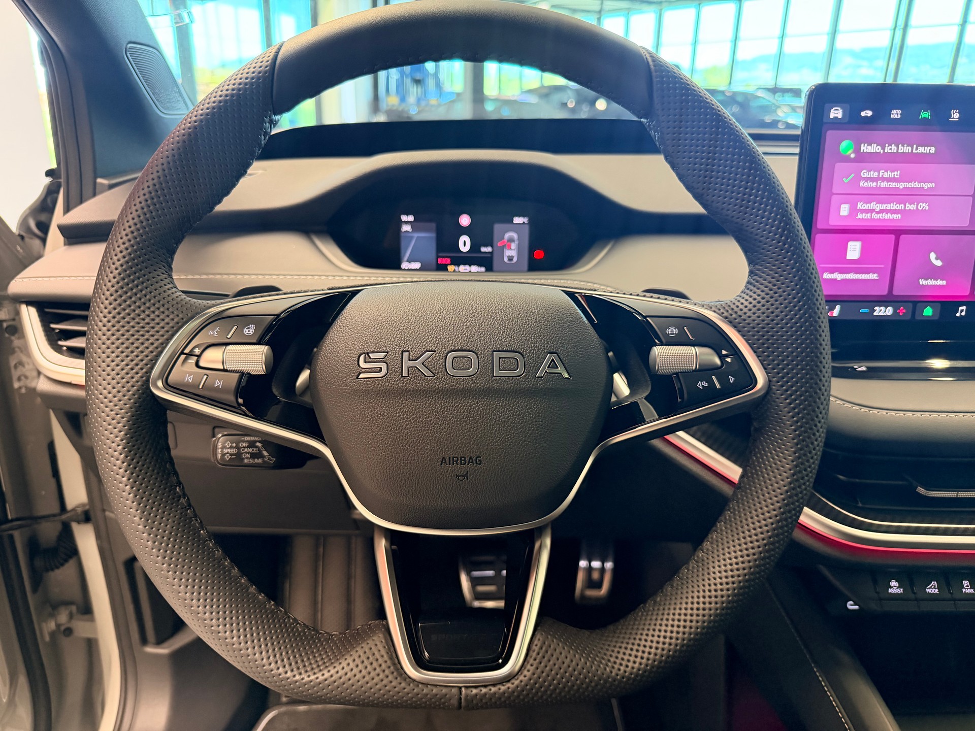 SKODA Enyaq 85x Sportline 4x4-image-28