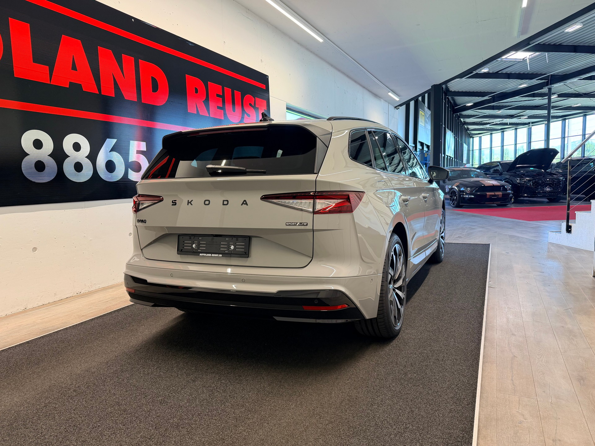 SKODA Enyaq 85x Sportline 4x4-image-6