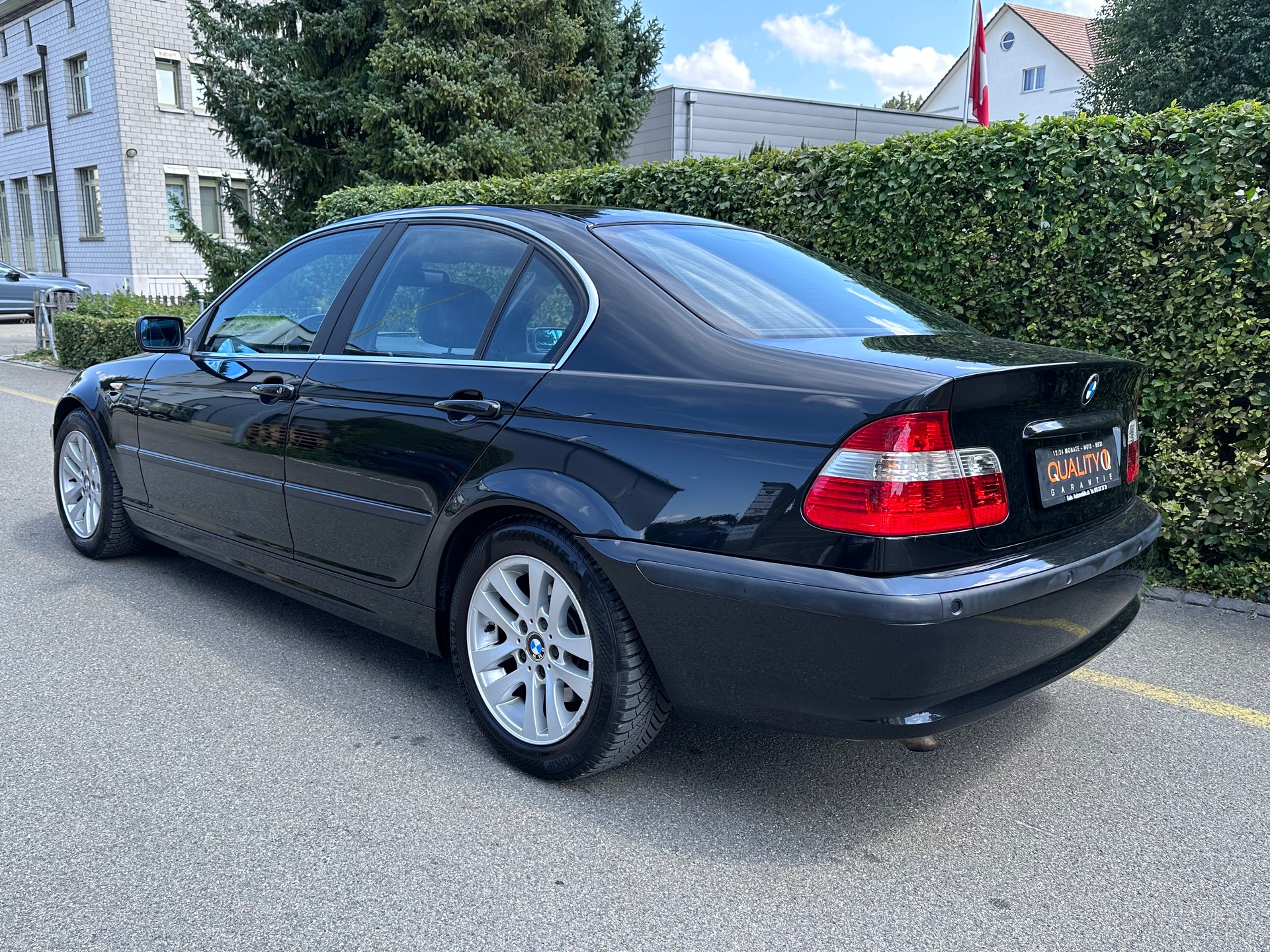 BMW 320d-image-5