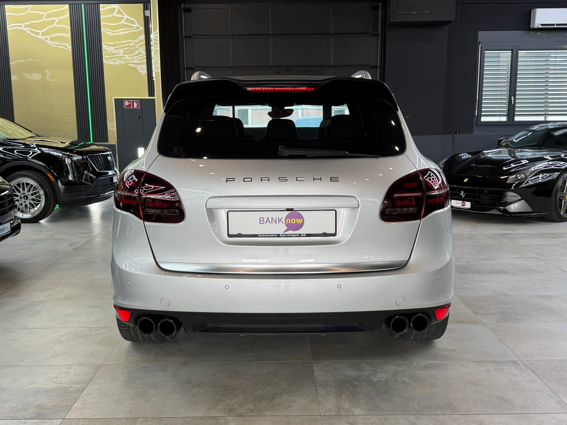 PORSCHE Cayenne S-image-5