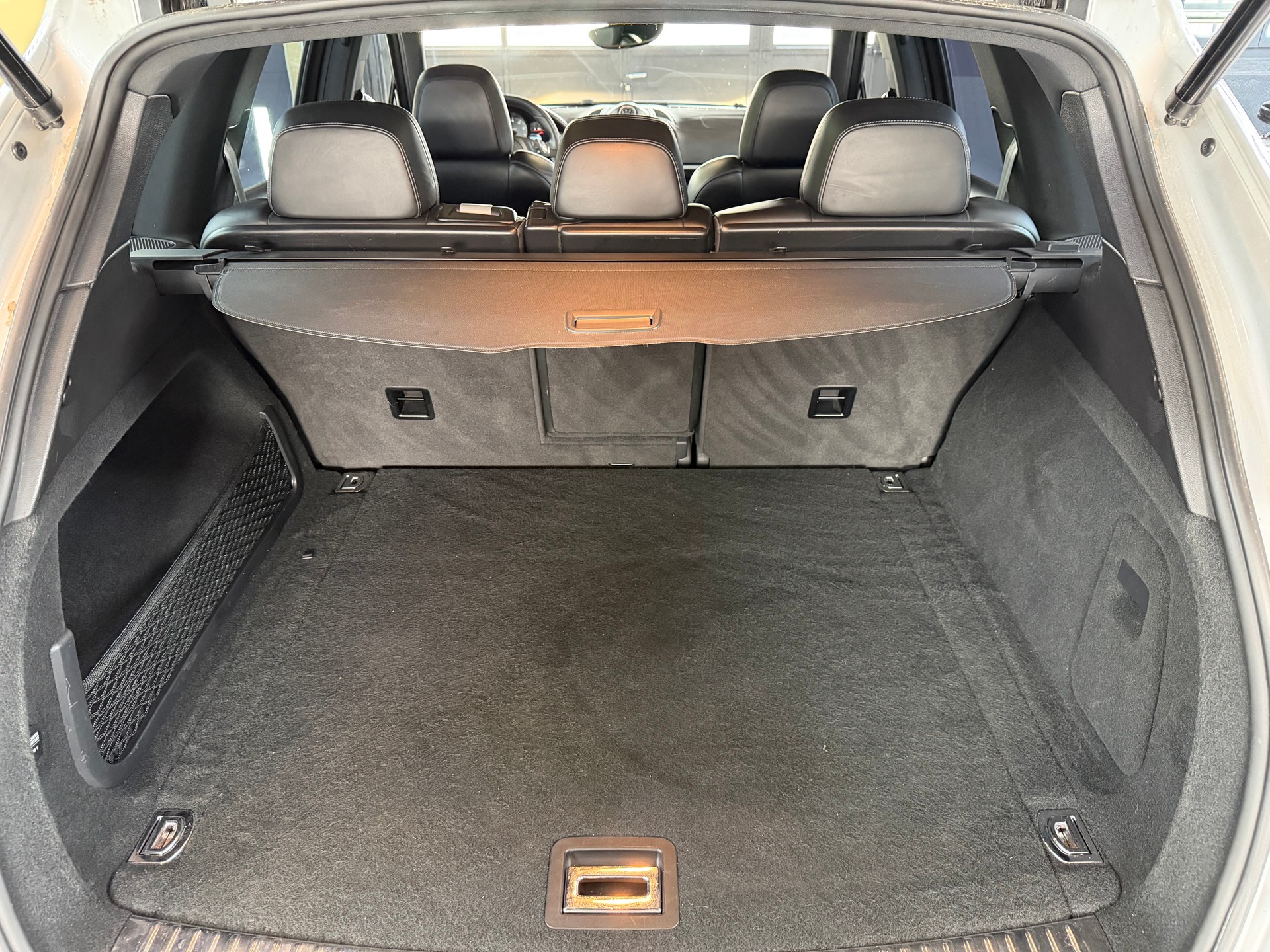 PORSCHE Cayenne S-image-21