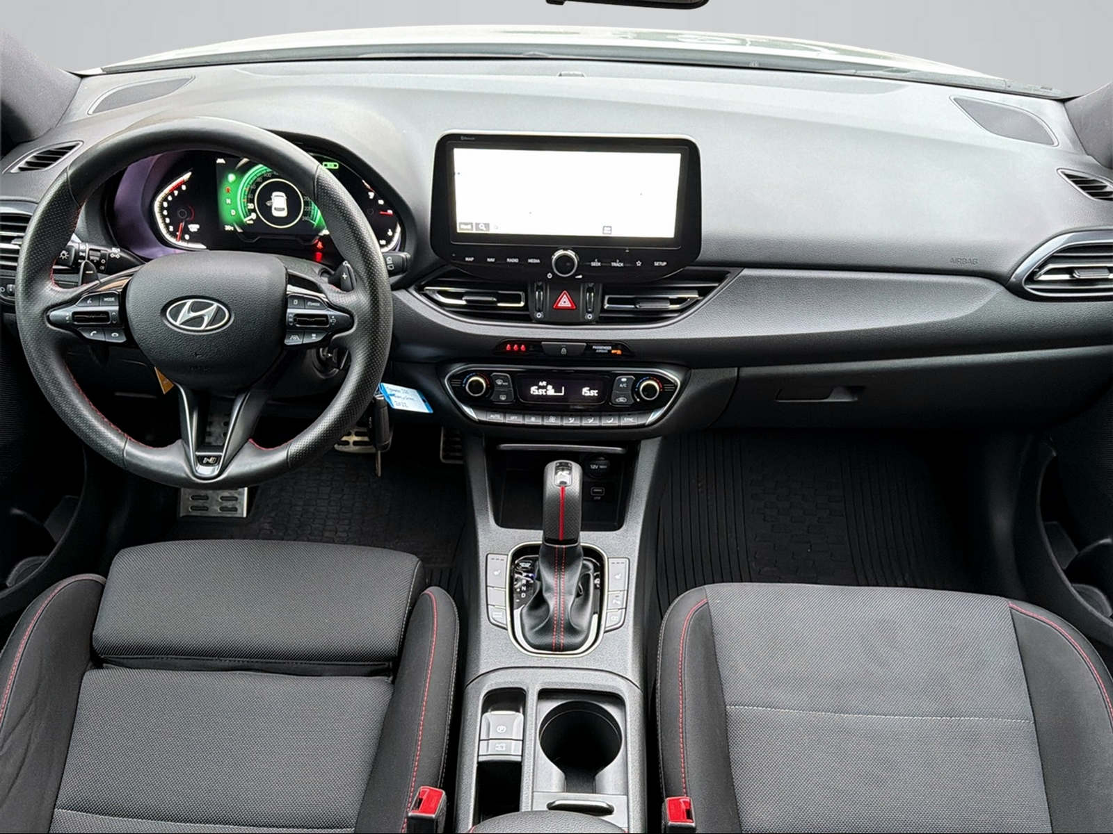 HYUNDAI i30 1.5 T-GDi N Line 48V MH DCT-image-8