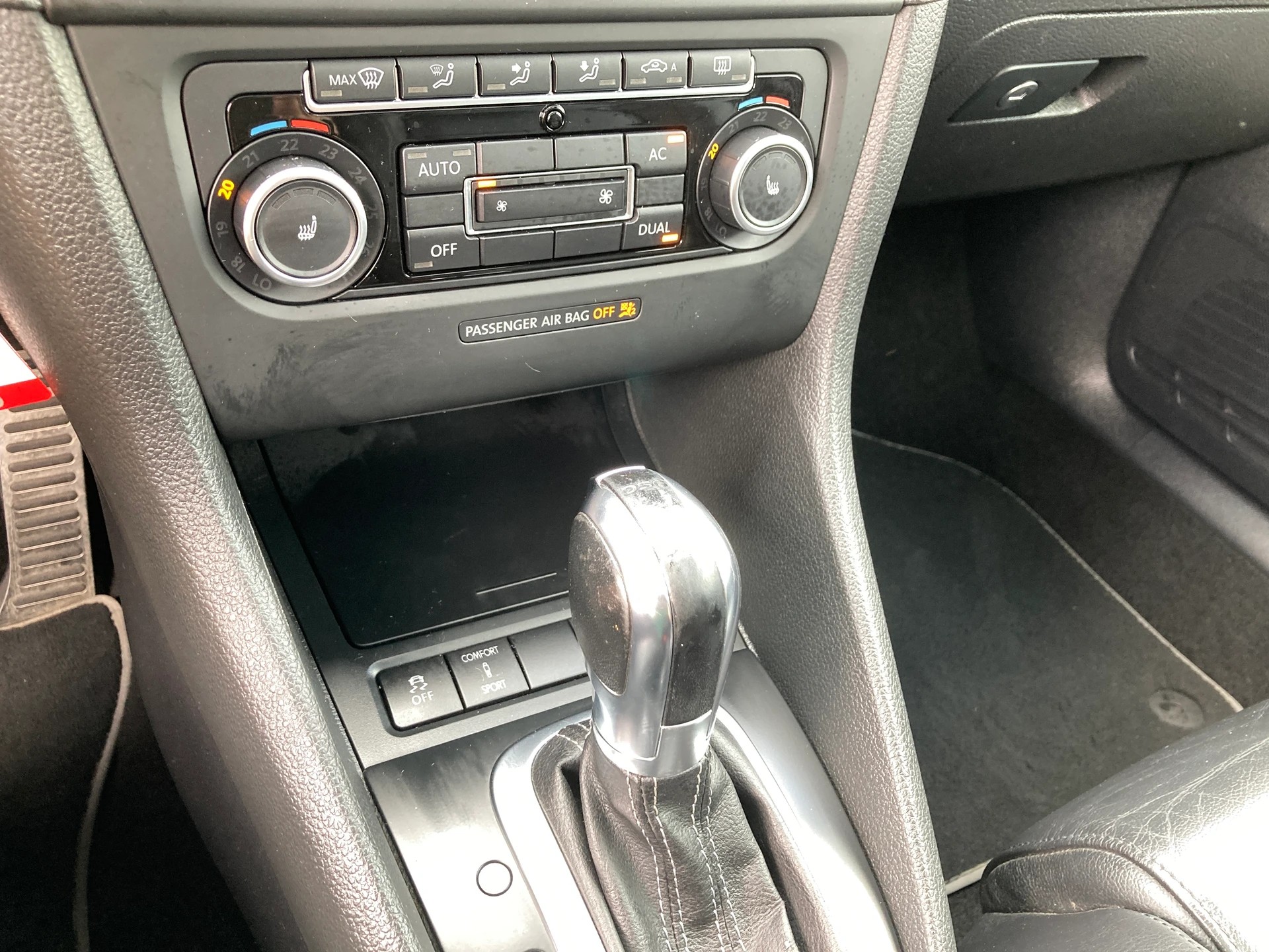 VW Golf 2.0 TSI R 4Motion DSG-image-11