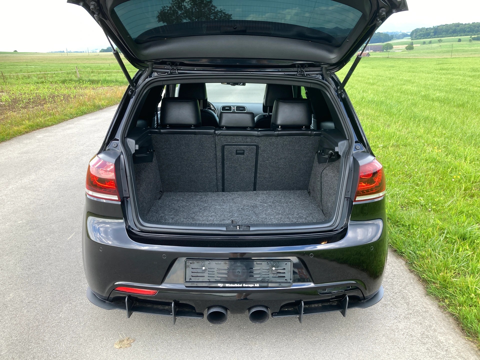 VW Golf 2.0 TSI R 4Motion DSG-image-5
