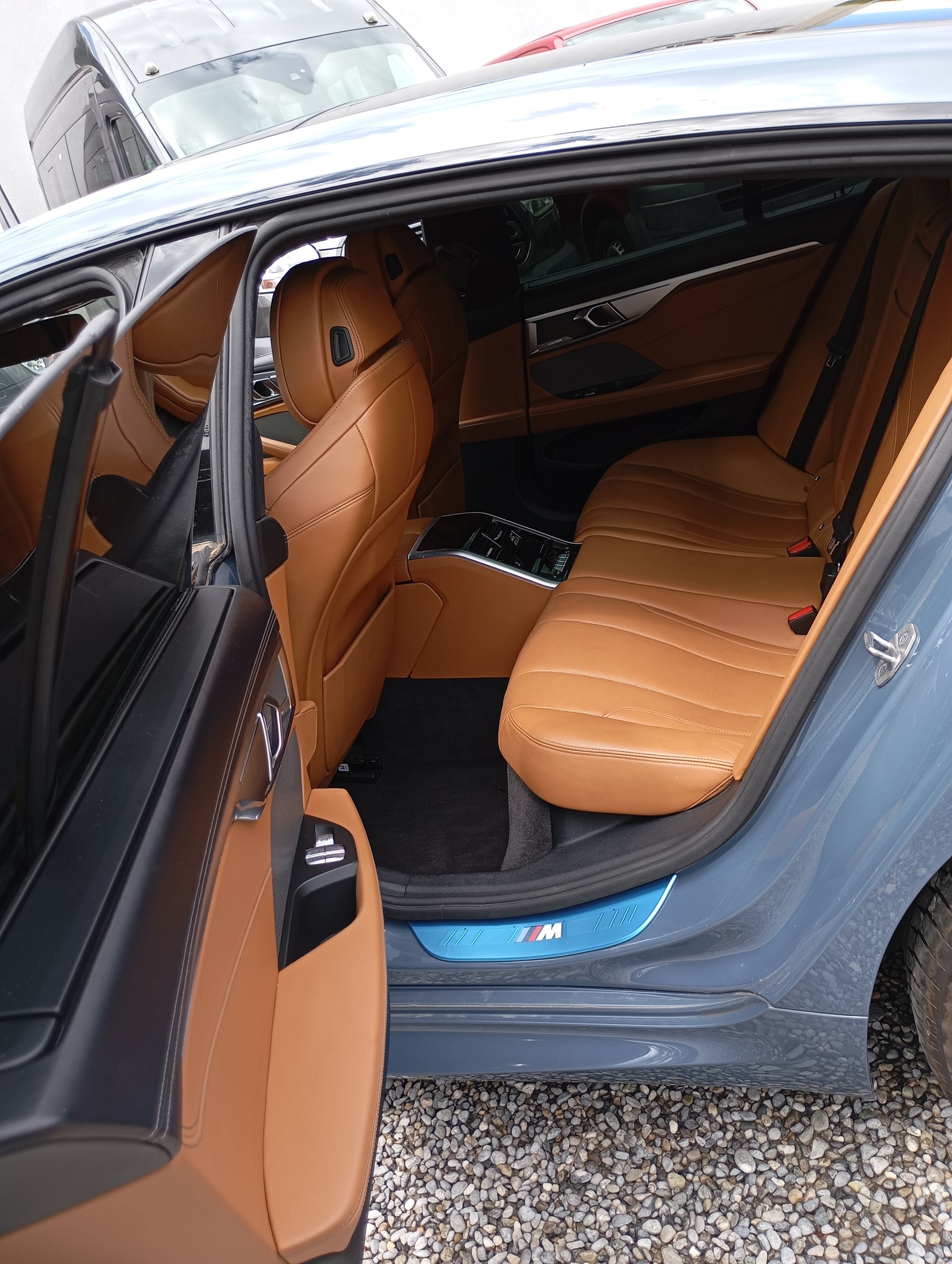 BMW 840i xDrive Gran Coupé-image-15