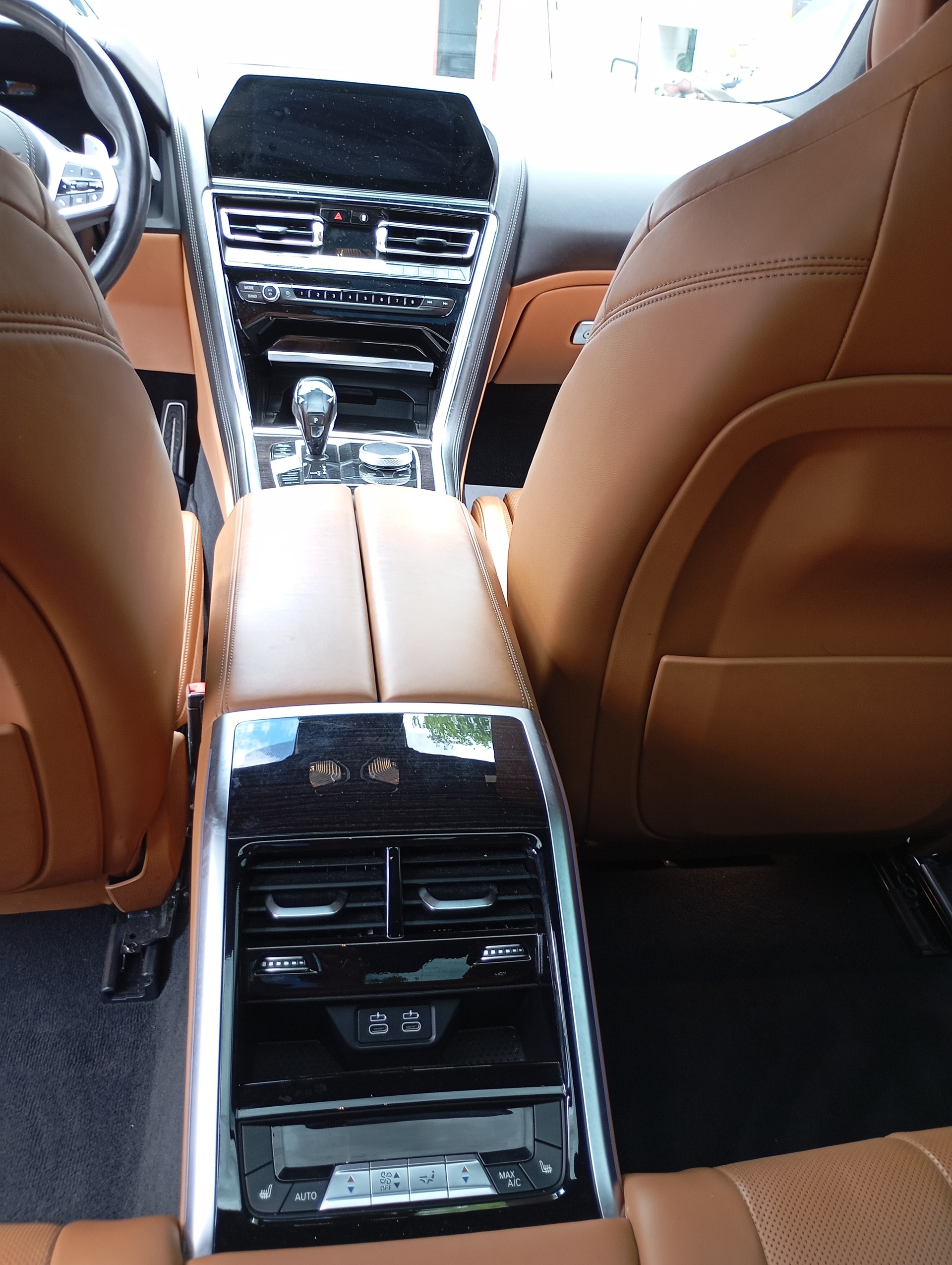 BMW 840i xDrive Gran Coupé-image-14