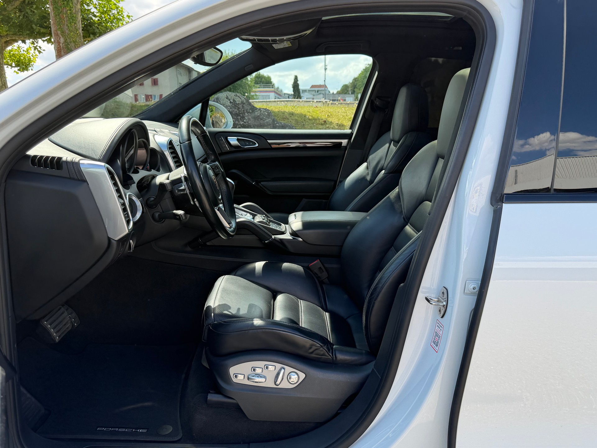 PORSCHE Cayenne S Diesel-image-7
