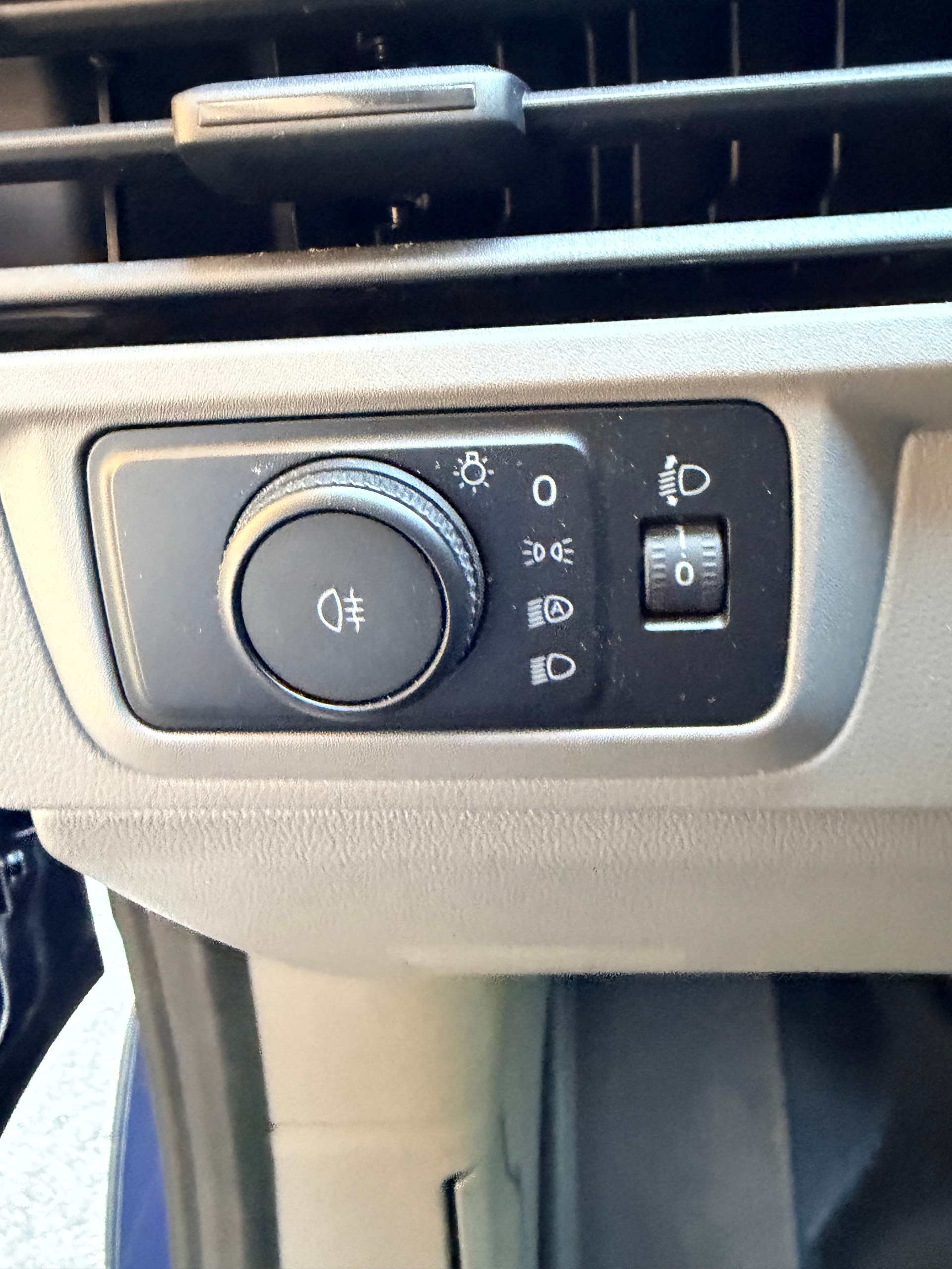 VW Transporter Kaw. 3500 2.0 TDI 150 4motion-image-8
