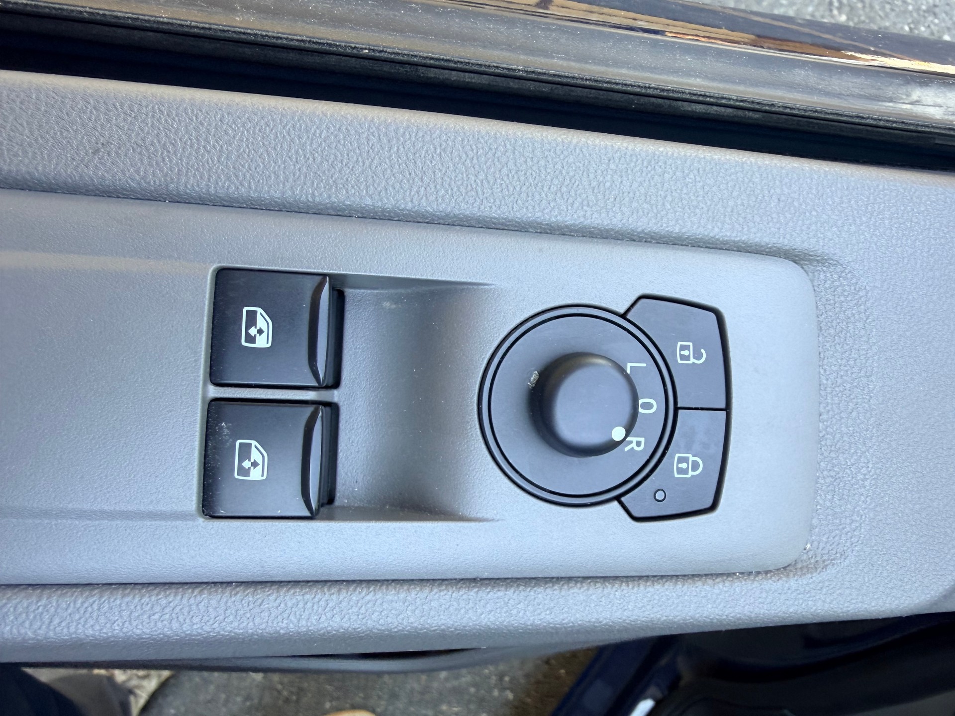VW Transporter Kaw. 3500 2.0 TDI 150 4motion-image-9