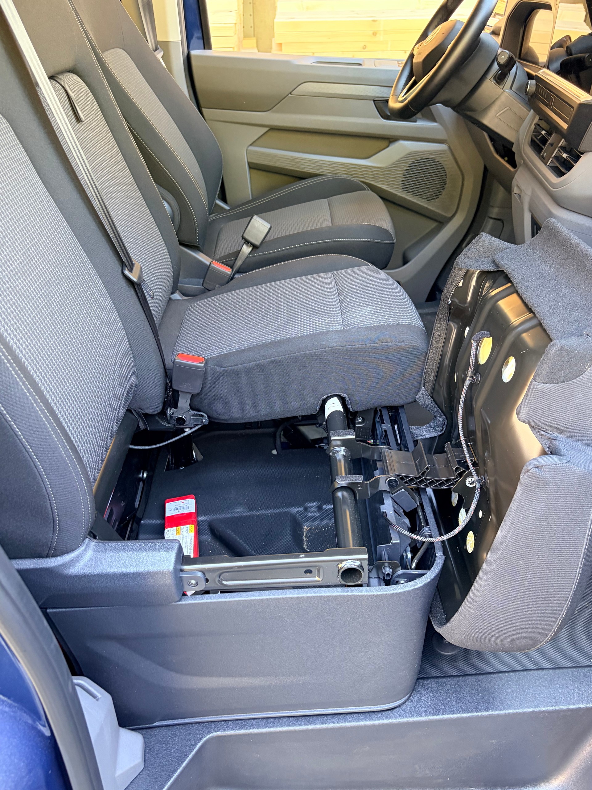 VW Transporter Kaw. 3500 2.0 TDI 150 4motion-image-14