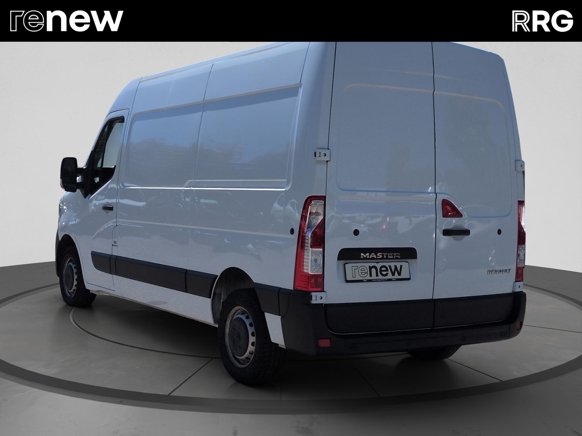 RENAULT Master T35 2.3 Blue dCi 135 L2H2-image-4