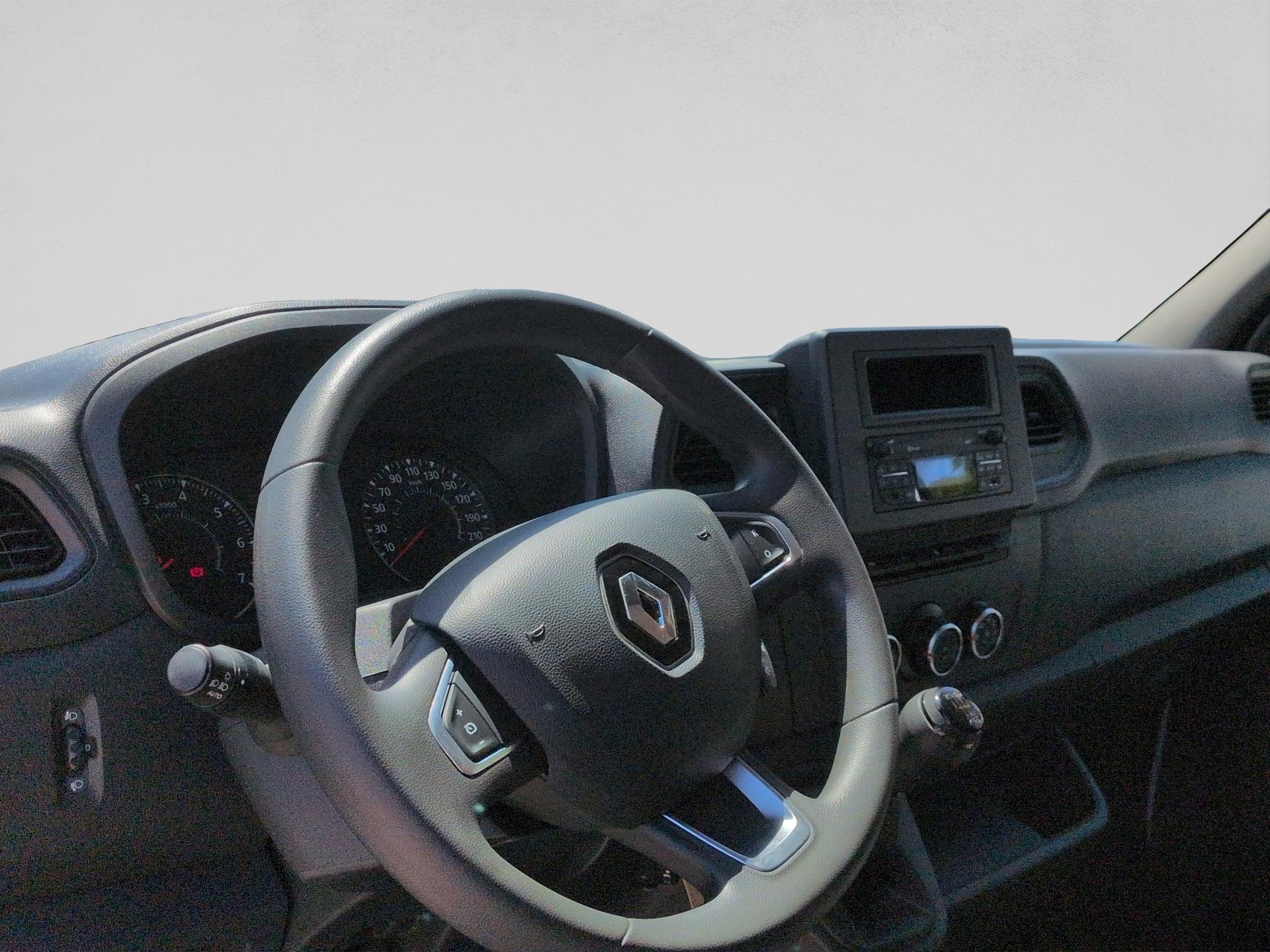 RENAULT Master T35 2.3 Blue dCi 135 L2H2-image-13