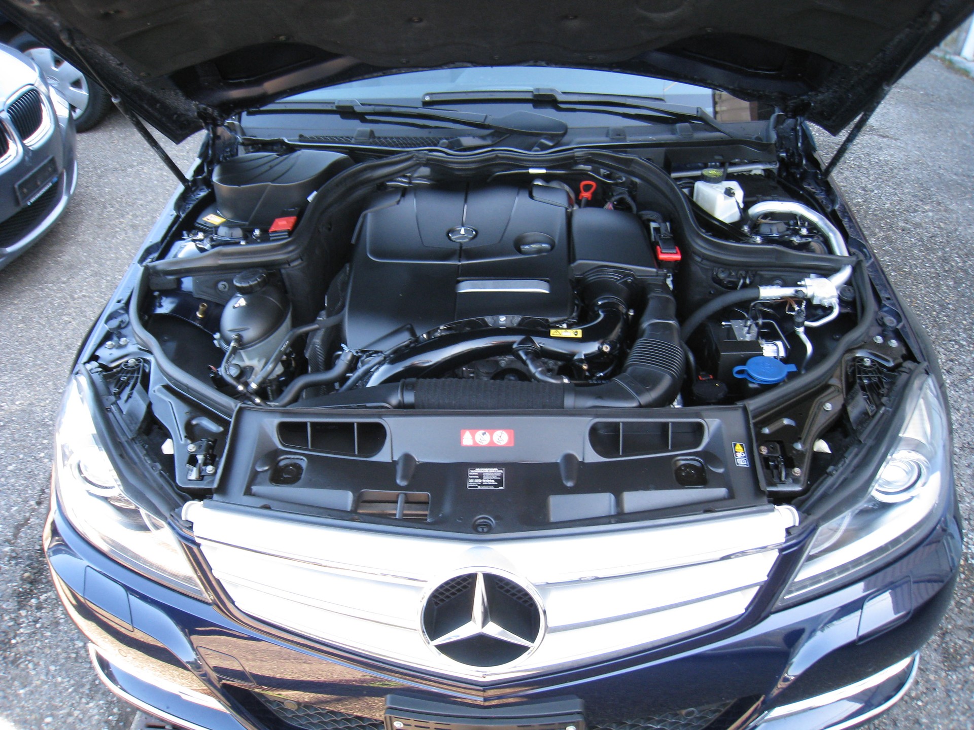 MERCEDES-BENZ C 180 Avantgarde 7G-Tronic-image-11