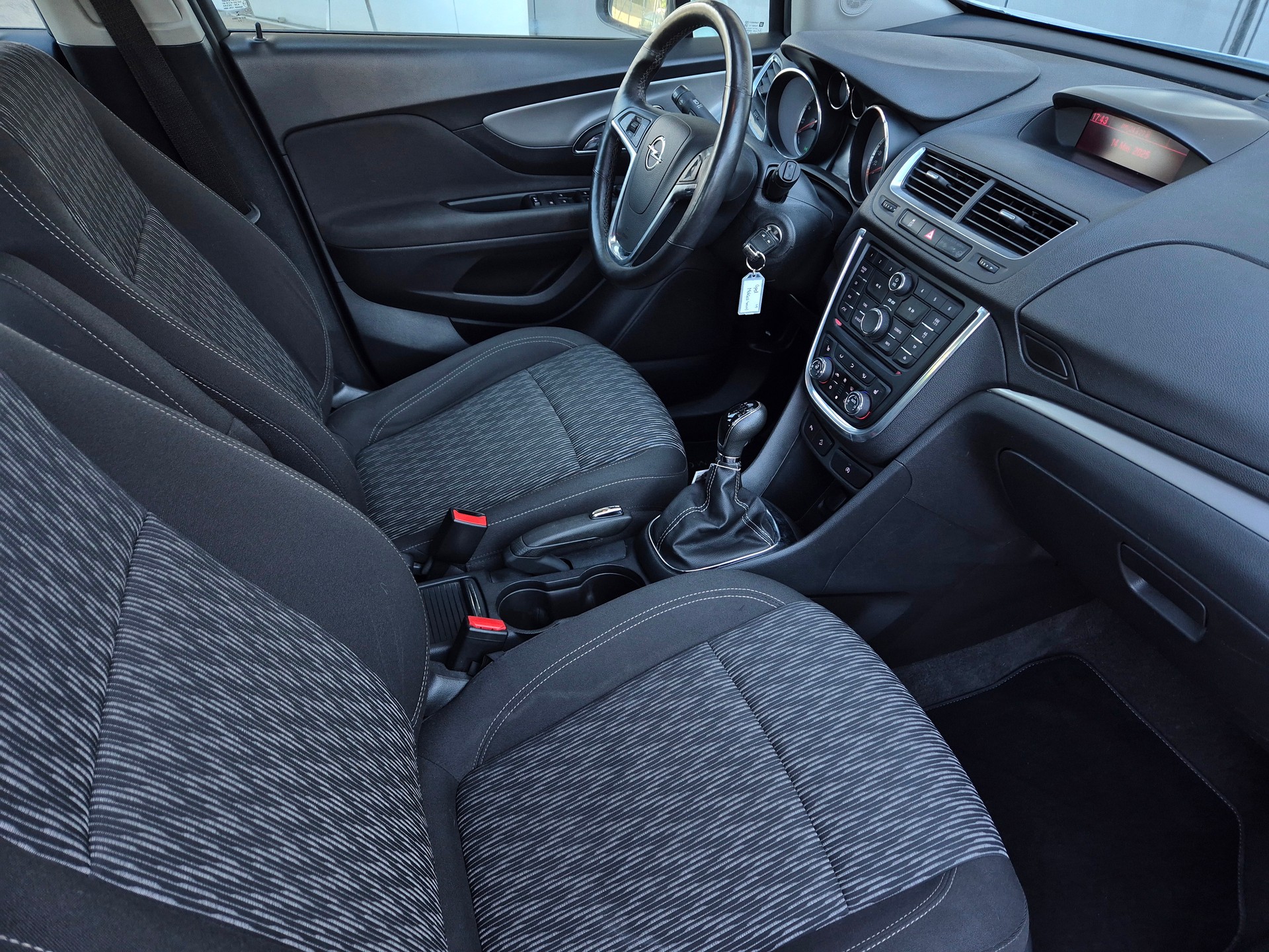 OPEL Mokka 1.4i 16V Turbo Drive 4WD-image-10