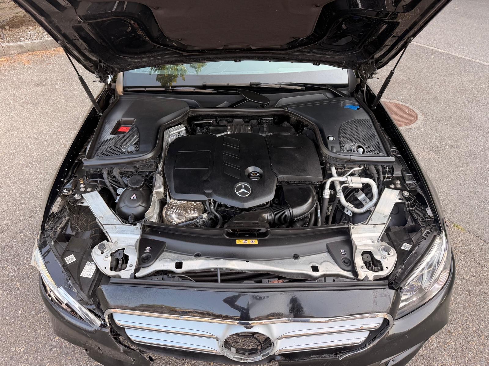 MERCEDES-BENZ E 220 d 4Matic 9G-Tronic-image-8