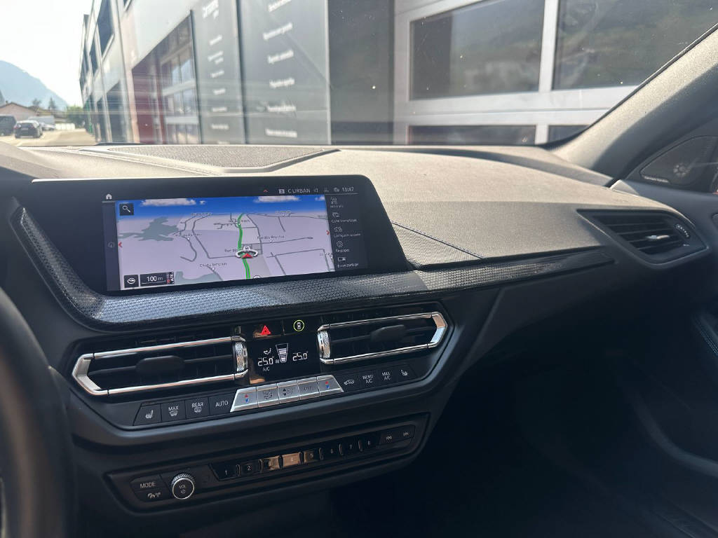 BMW M135i xDrive - (CH)-image-9