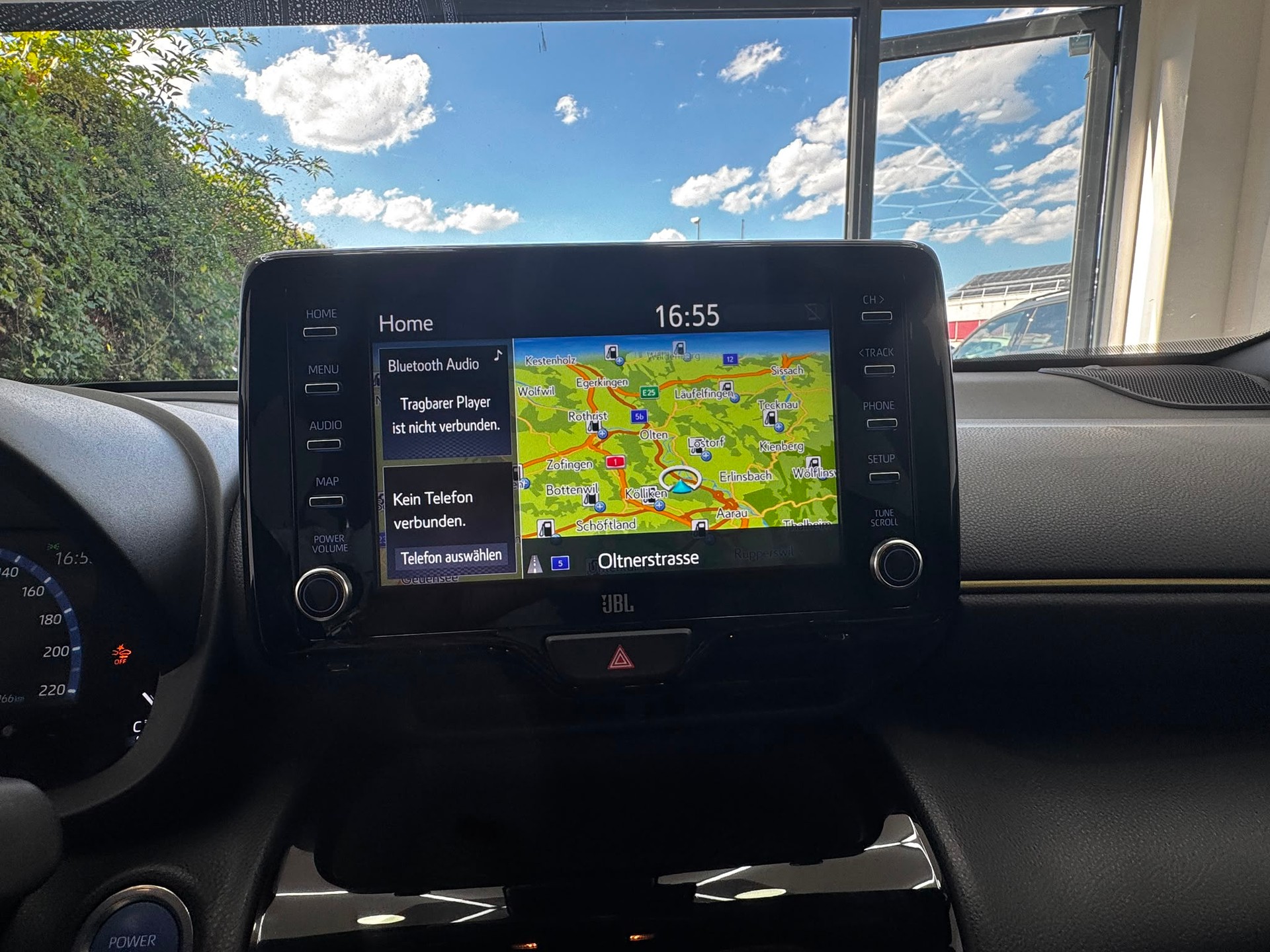 TOYOTA Yaris Cross 1.5 Adventure e-CVT AWD-i | CH-FAHRZEUG | 4x4 | 15 JAHRE GARANTIE |-image-11