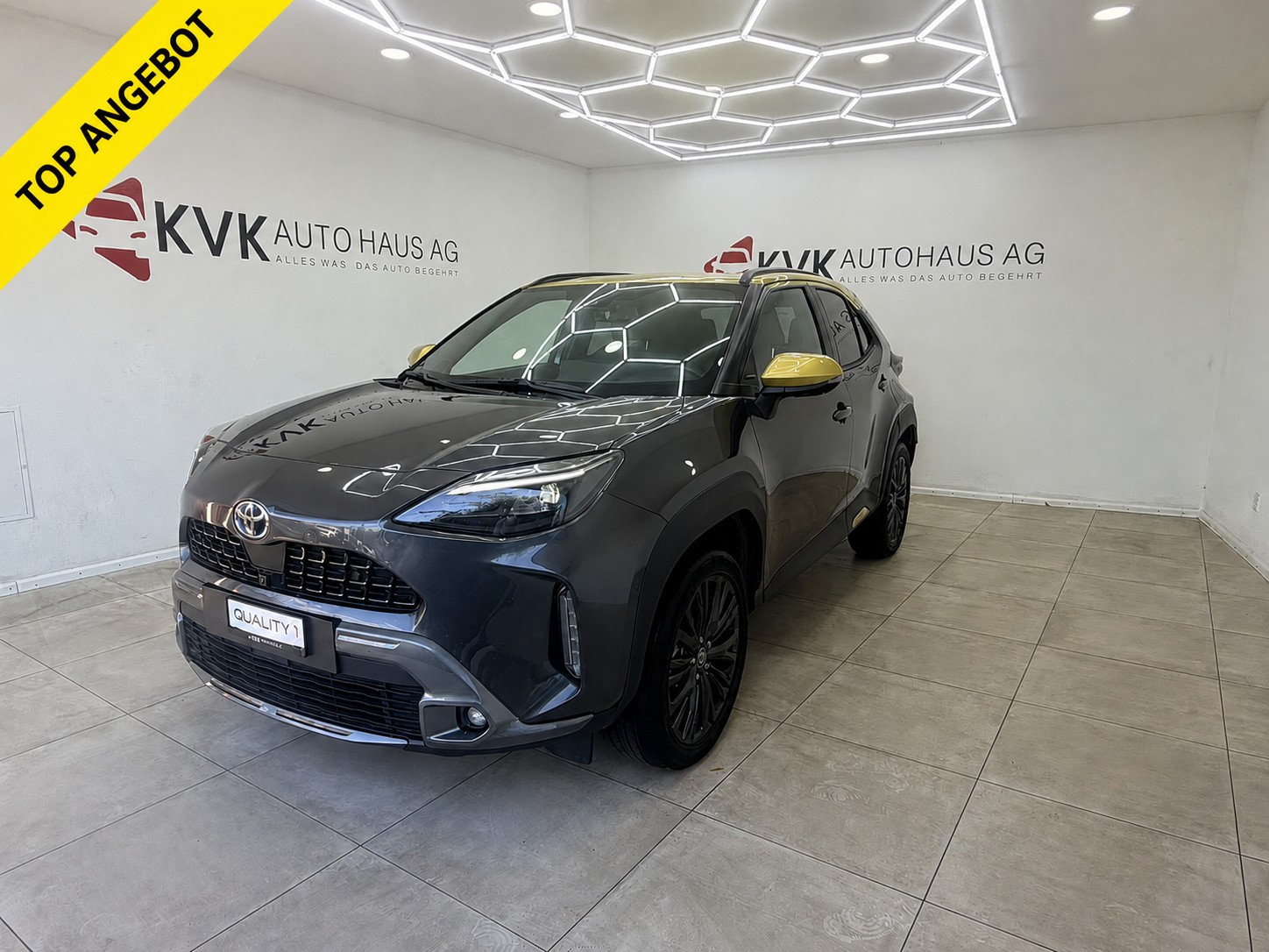 TOYOTA Yaris Cross 1.5 Adventure e-CVT AWD-i | CH-FAHRZEUG | 4x4 | 15 JAHRE GARANTIE |