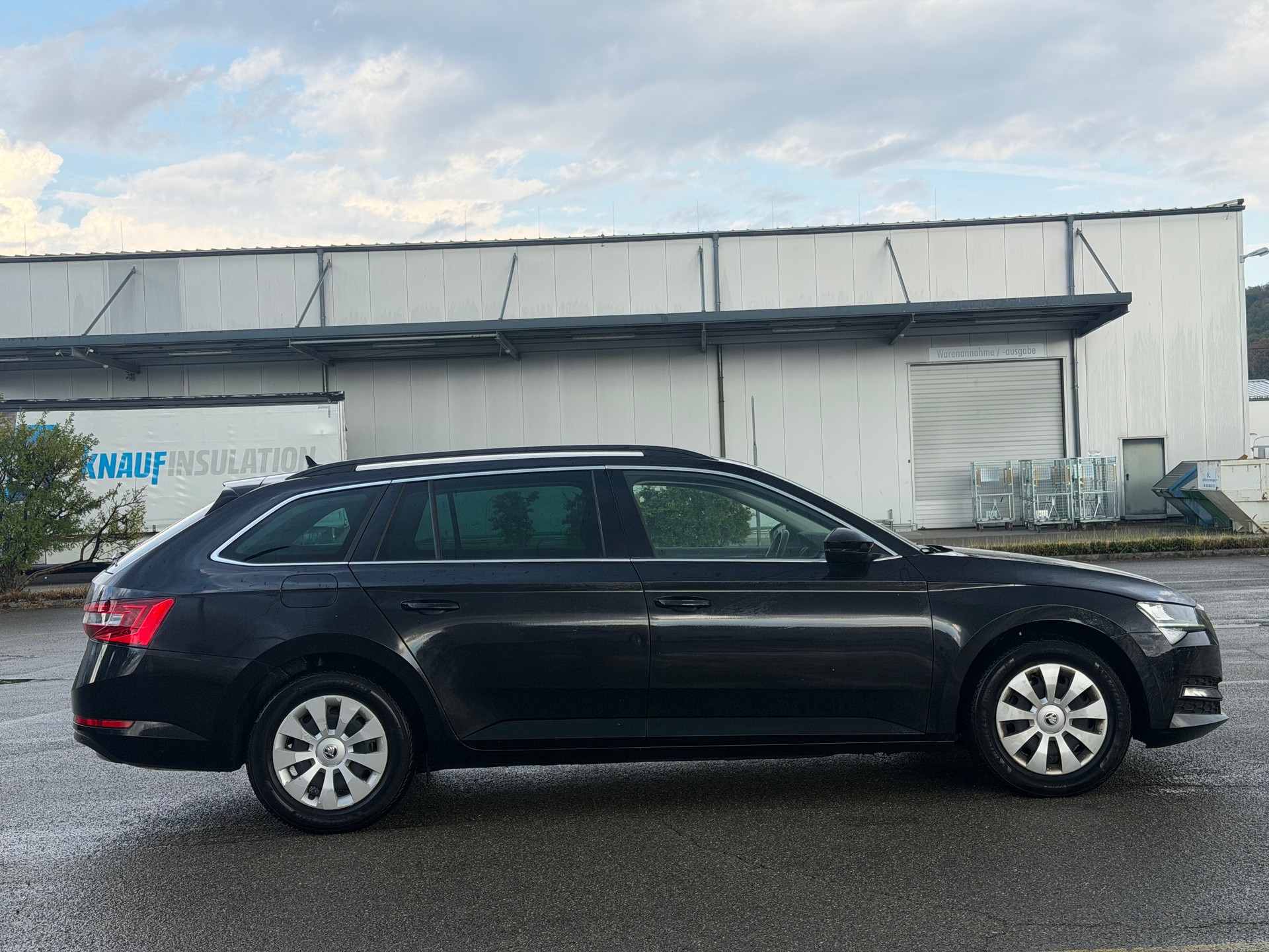 SKODA Superb 2.0 TDi Ambition DSG-image-3