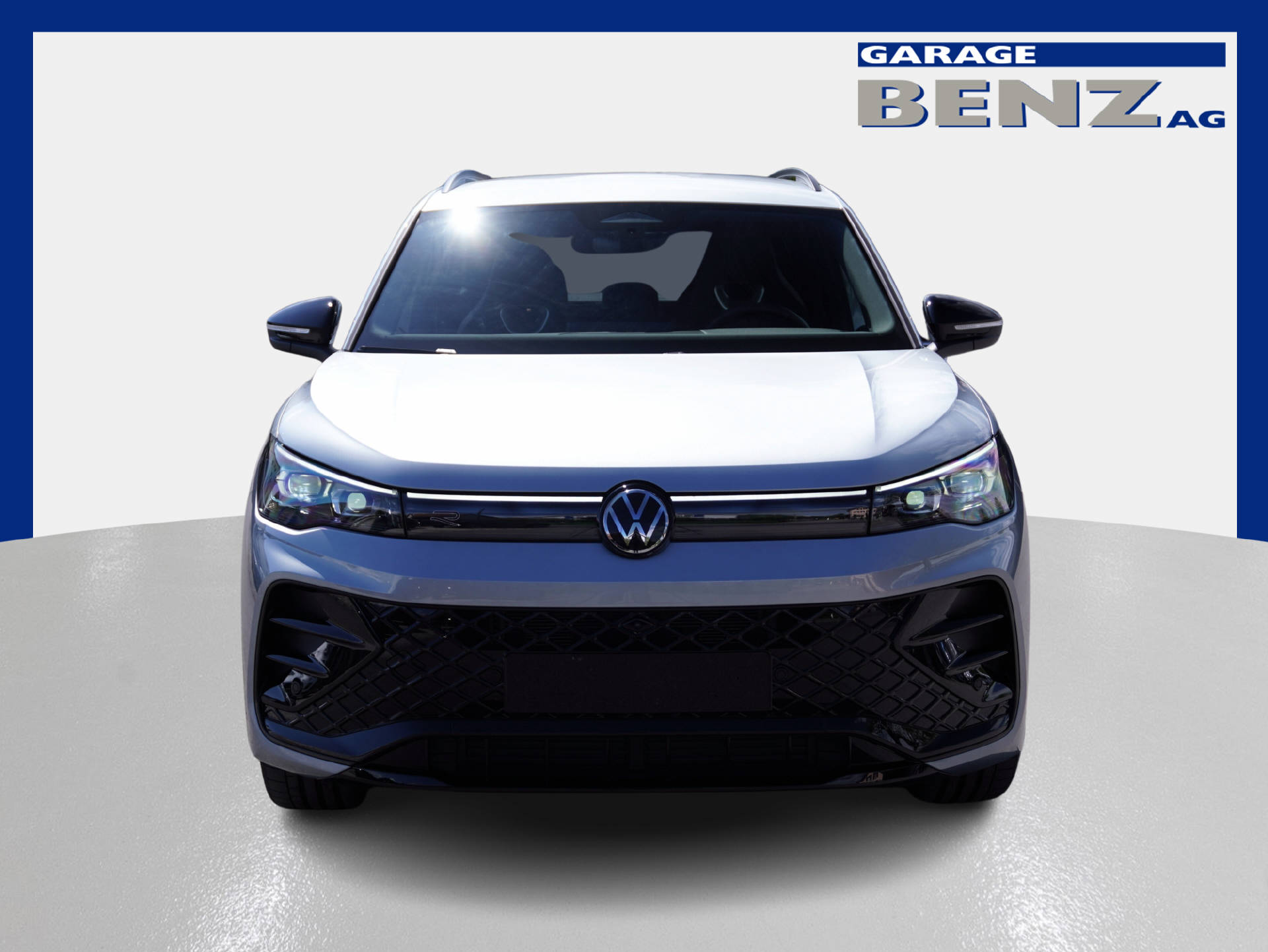 VW Tiguan 2.0 TSI R-Line DSG 4Motion-image-1