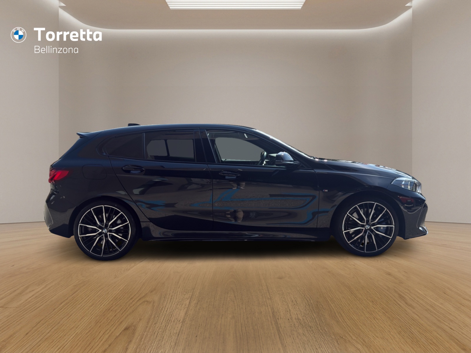 BMW M135i xDrive M Sport Pro Steptronic-image-5
