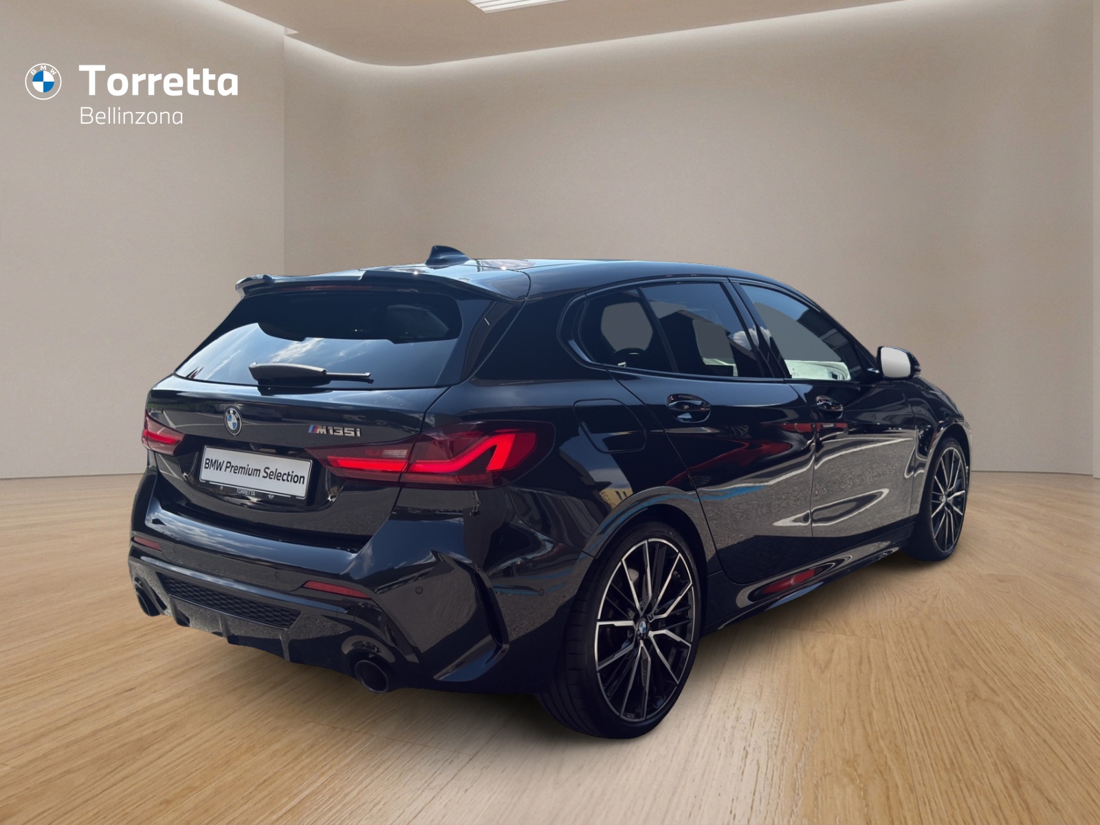 BMW M135i xDrive M Sport Pro Steptronic-image-4