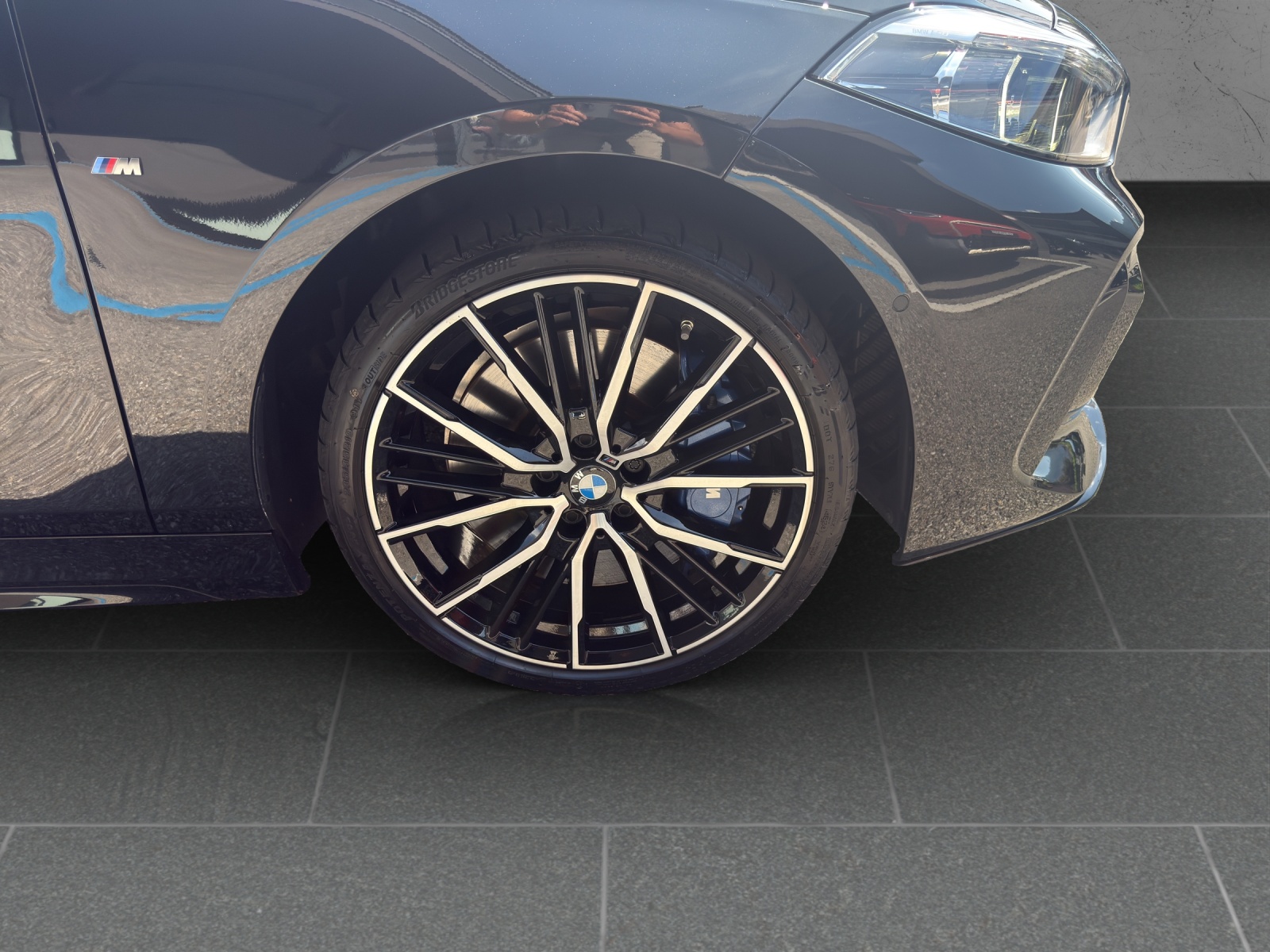 BMW M135i xDrive M Sport Pro Steptronic-image-9