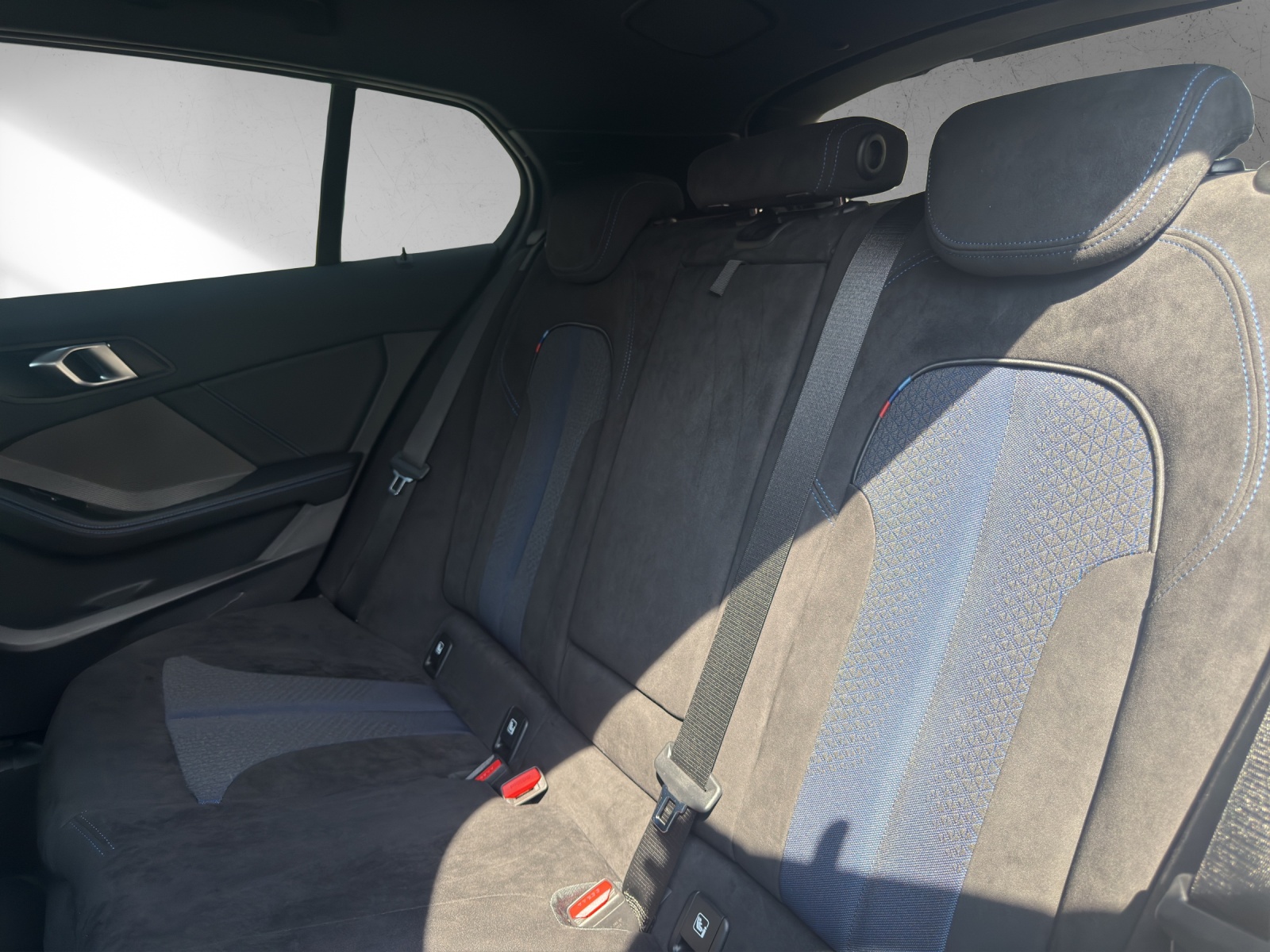 BMW M135i xDrive M Sport Pro Steptronic-image-16