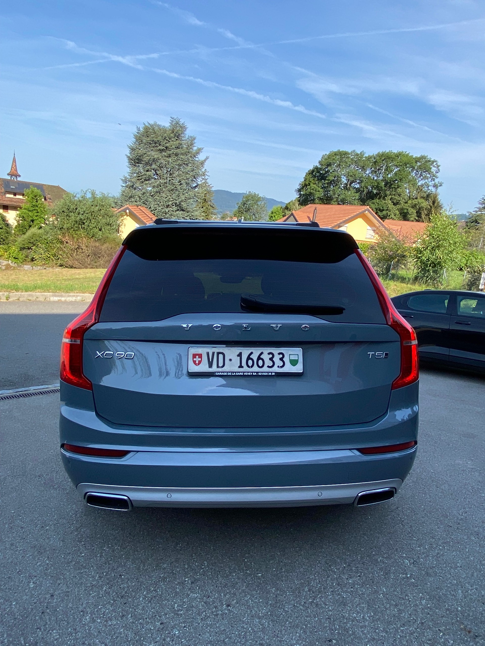 VOLVO 2.0 T5 Momentum 7P. AWD-image-3