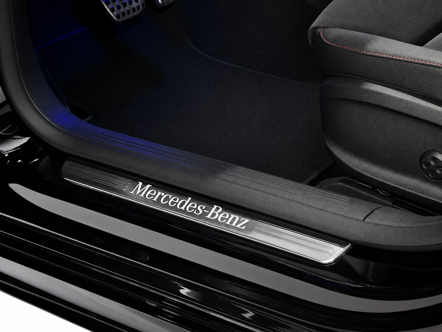 MERCEDES-BENZ A 180 Night Star AMG Line * Premium Plus * Panorama-Schiebedach * Panorama * 360°Kamera* CH FAHRZEUG-image-12
