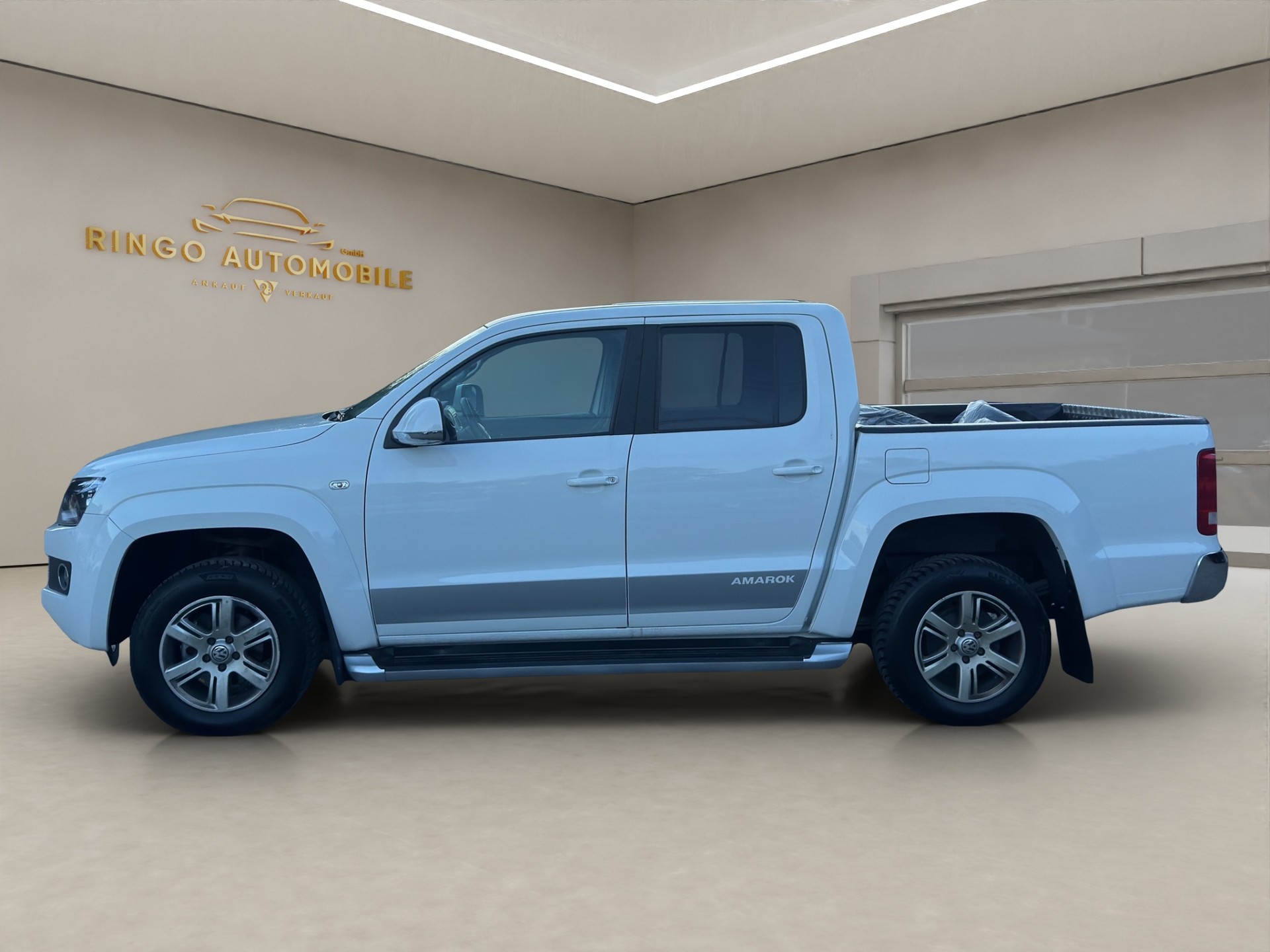 VW Amarok 2.0 BiTDI Trendline 4Motion-showroom-element-3