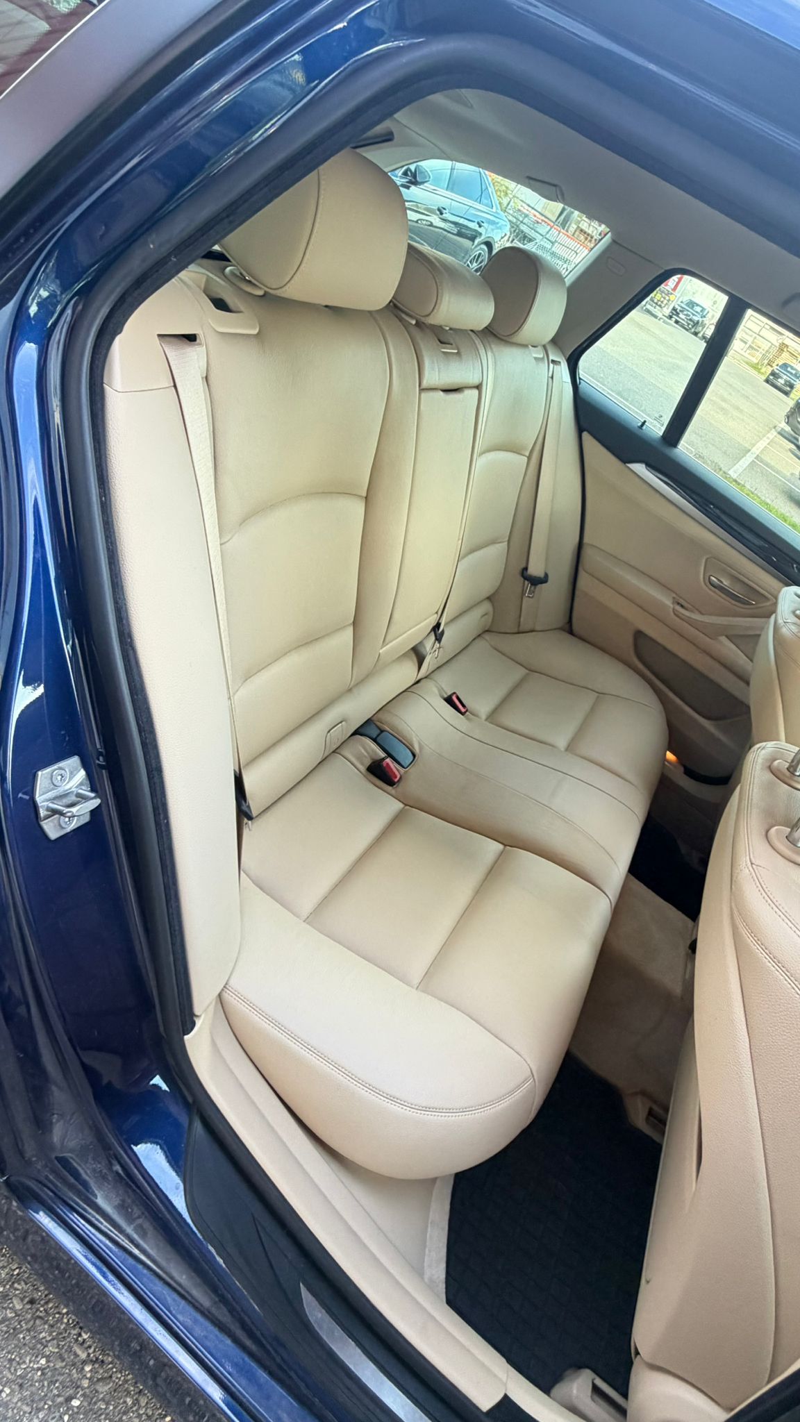 BMW 520d Touring xDrive Steptronic-image-7