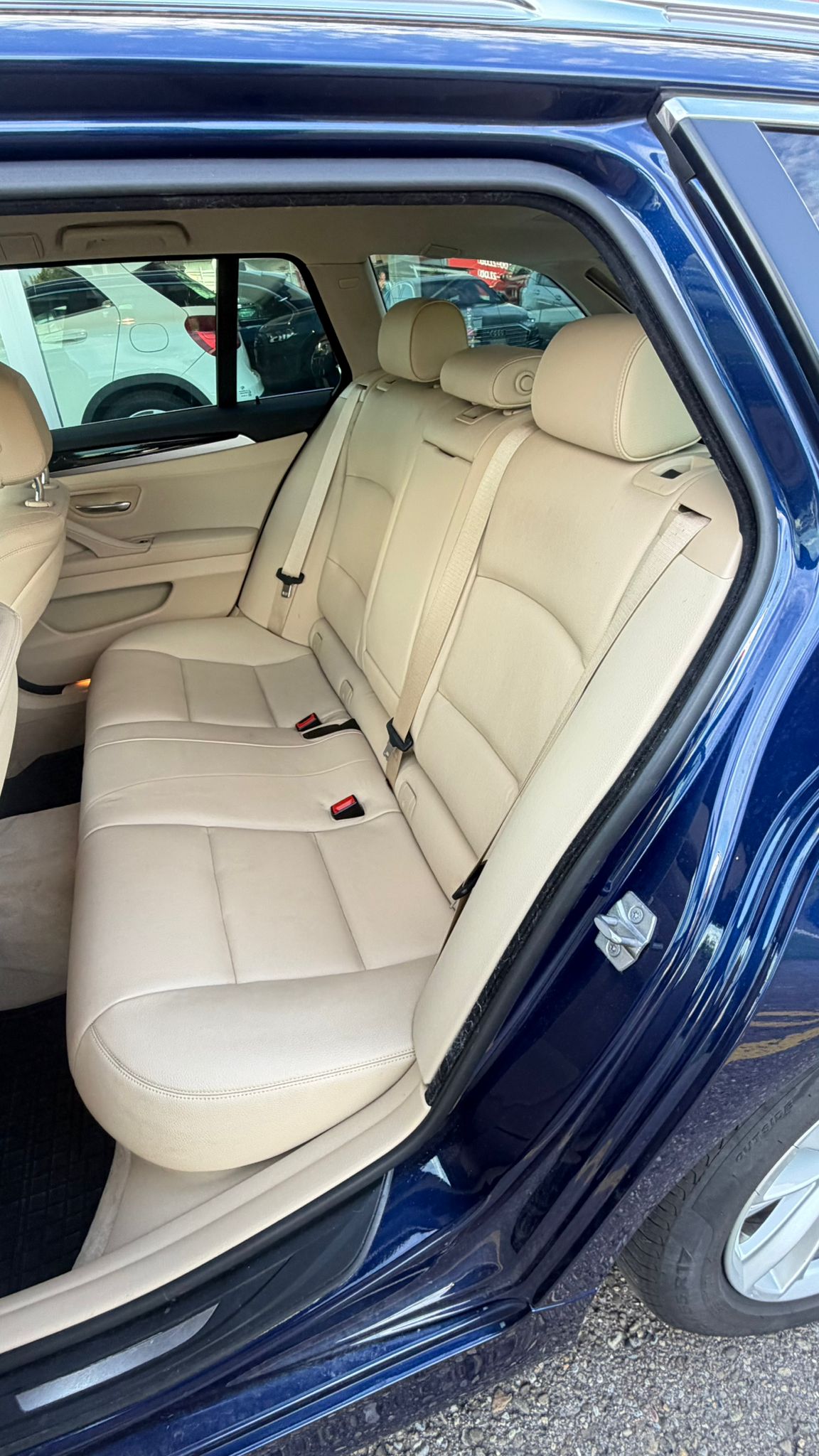 BMW 520d Touring xDrive Steptronic-image-8