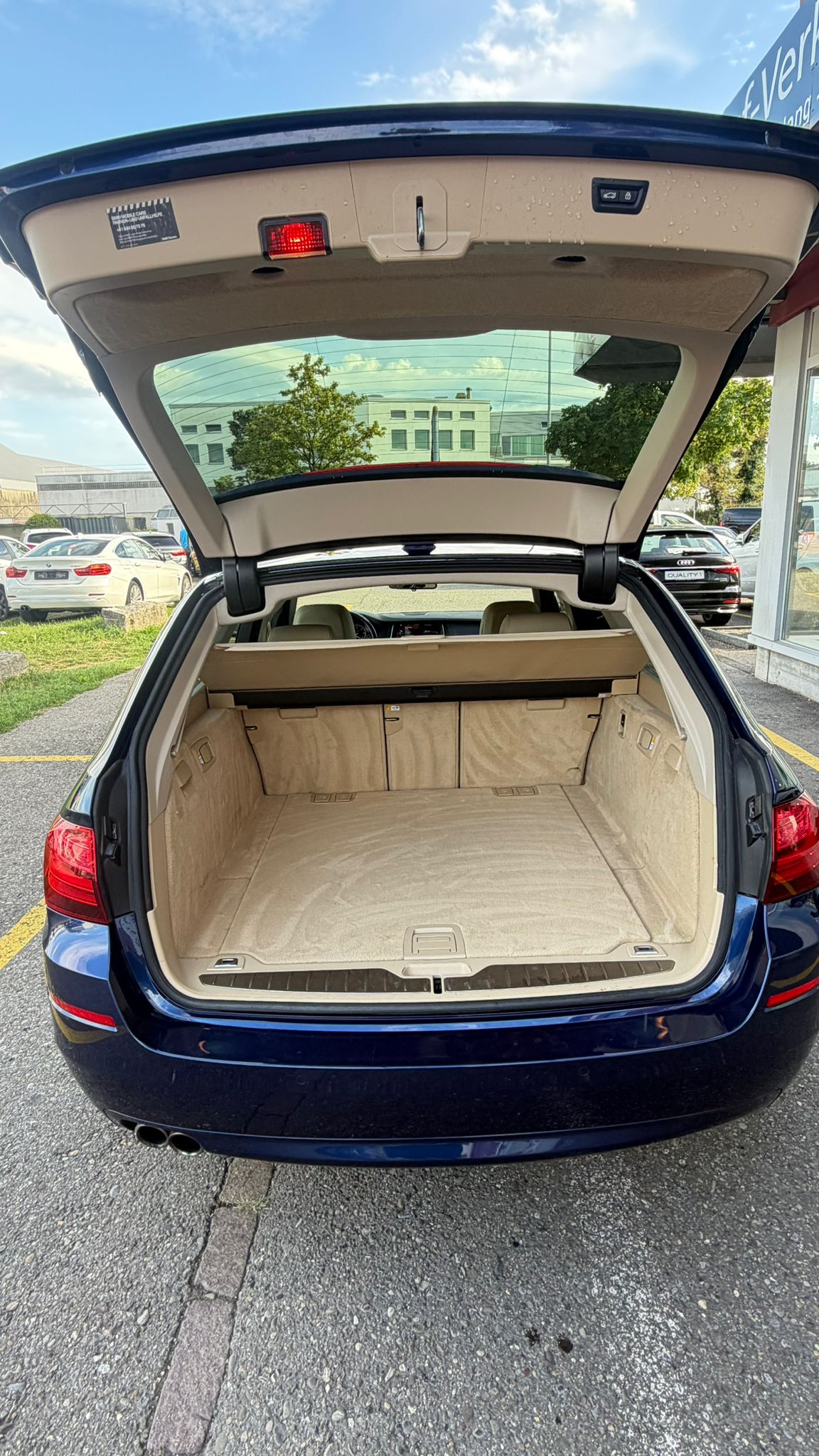 BMW 520d Touring xDrive Steptronic-image-6