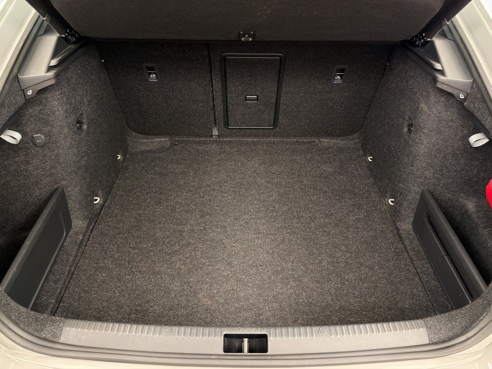 SKODA Octavia 2.0 TSI 245 RS DSG-image-12