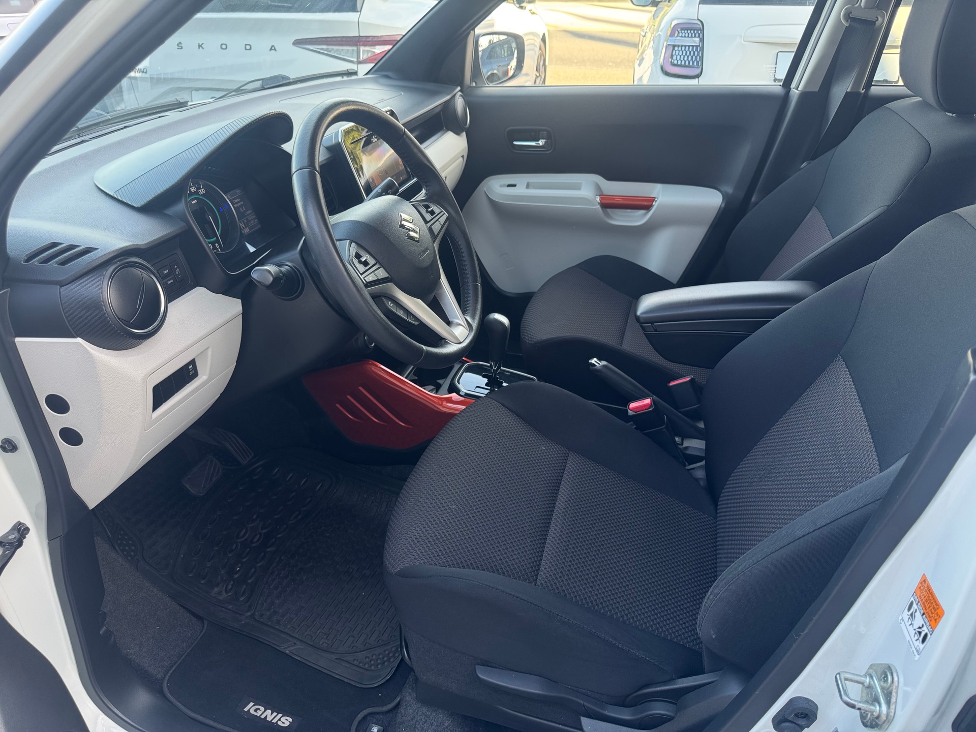 SUZUKI Ignis 1.2i Compact+ AGS-image-1