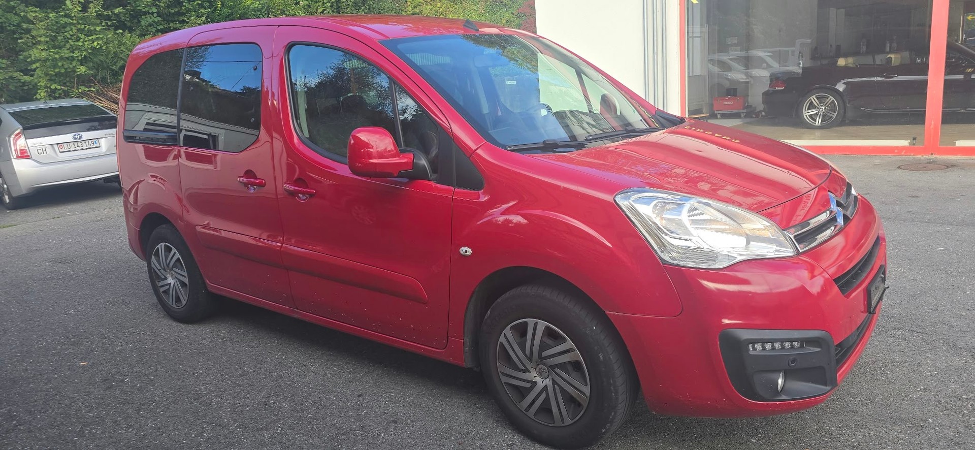 CITROEN Berlingo 1.6 BlueHDi Feel ETG6-image-2