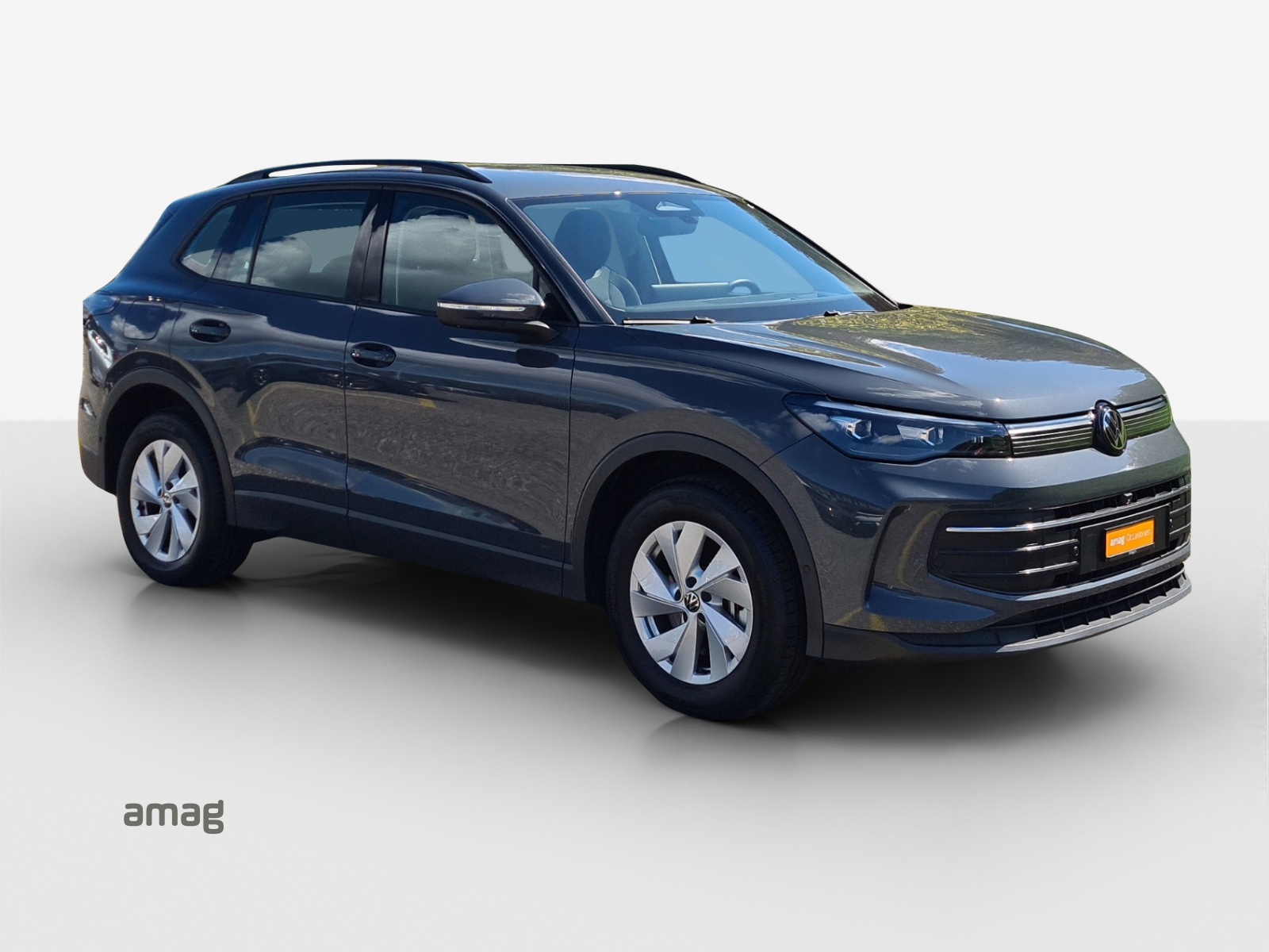 VW Tiguan 2.0 TSI DSG Life 4Motion-image-5