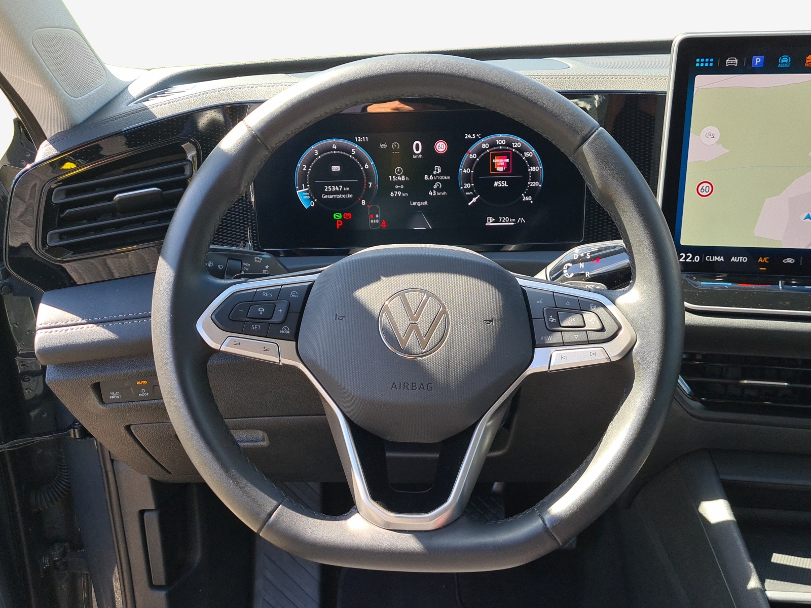 VW Tiguan 2.0 TSI DSG Life 4Motion-image-9