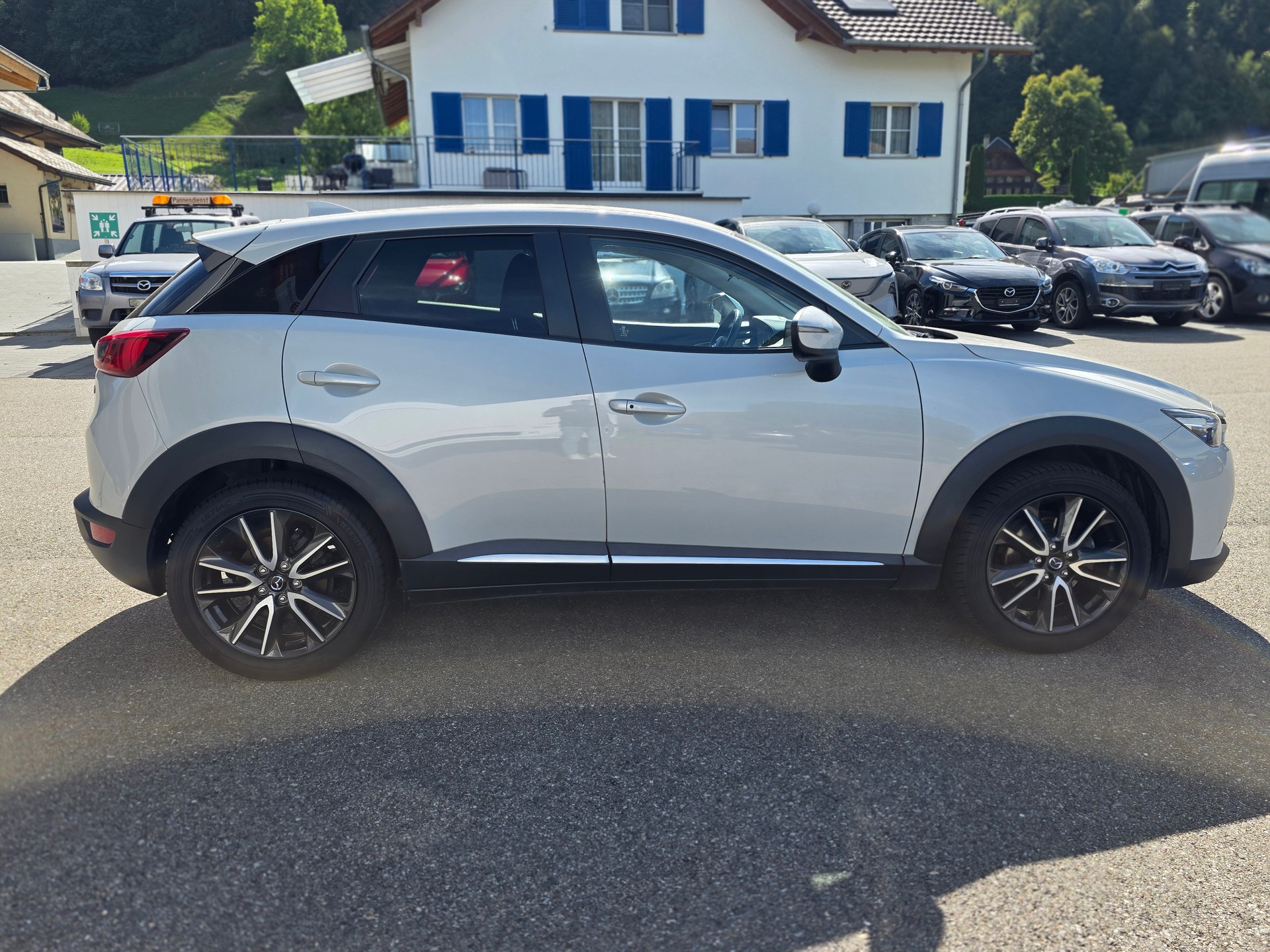 MAZDA CX-3 2.0 Revolution FWD-image-5