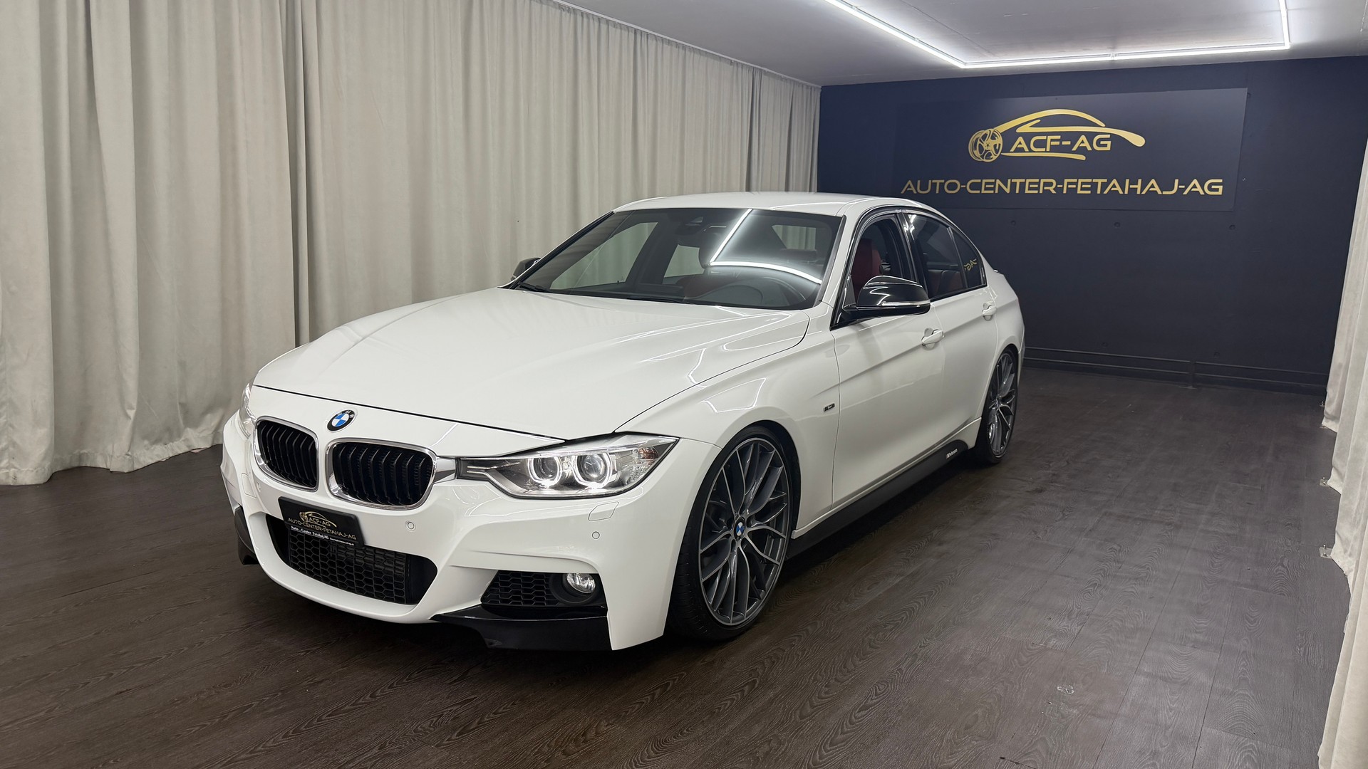 BMW 335i xDrive Sport Line-image-0
