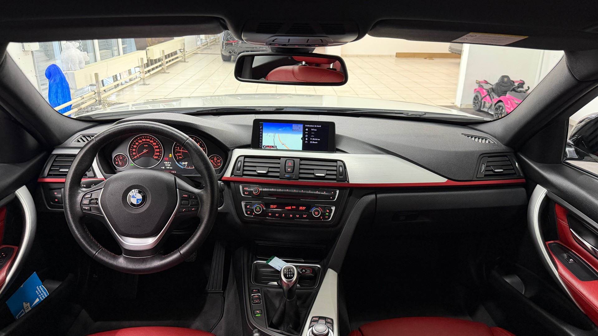 BMW 335i xDrive Sport Line-image-8