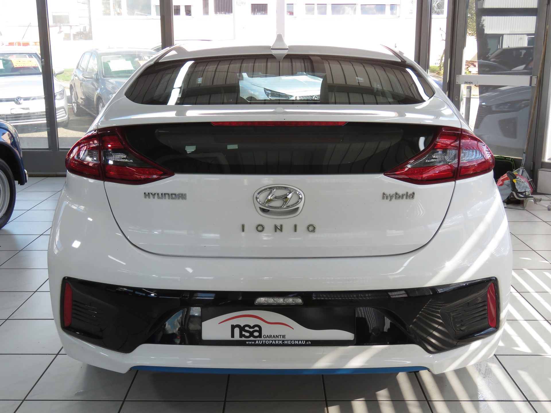 HYUNDAI Ioniq 1.6 GDi HEV Launch DCT (Automat) ab Platz, Fixpreis !!!-image-4