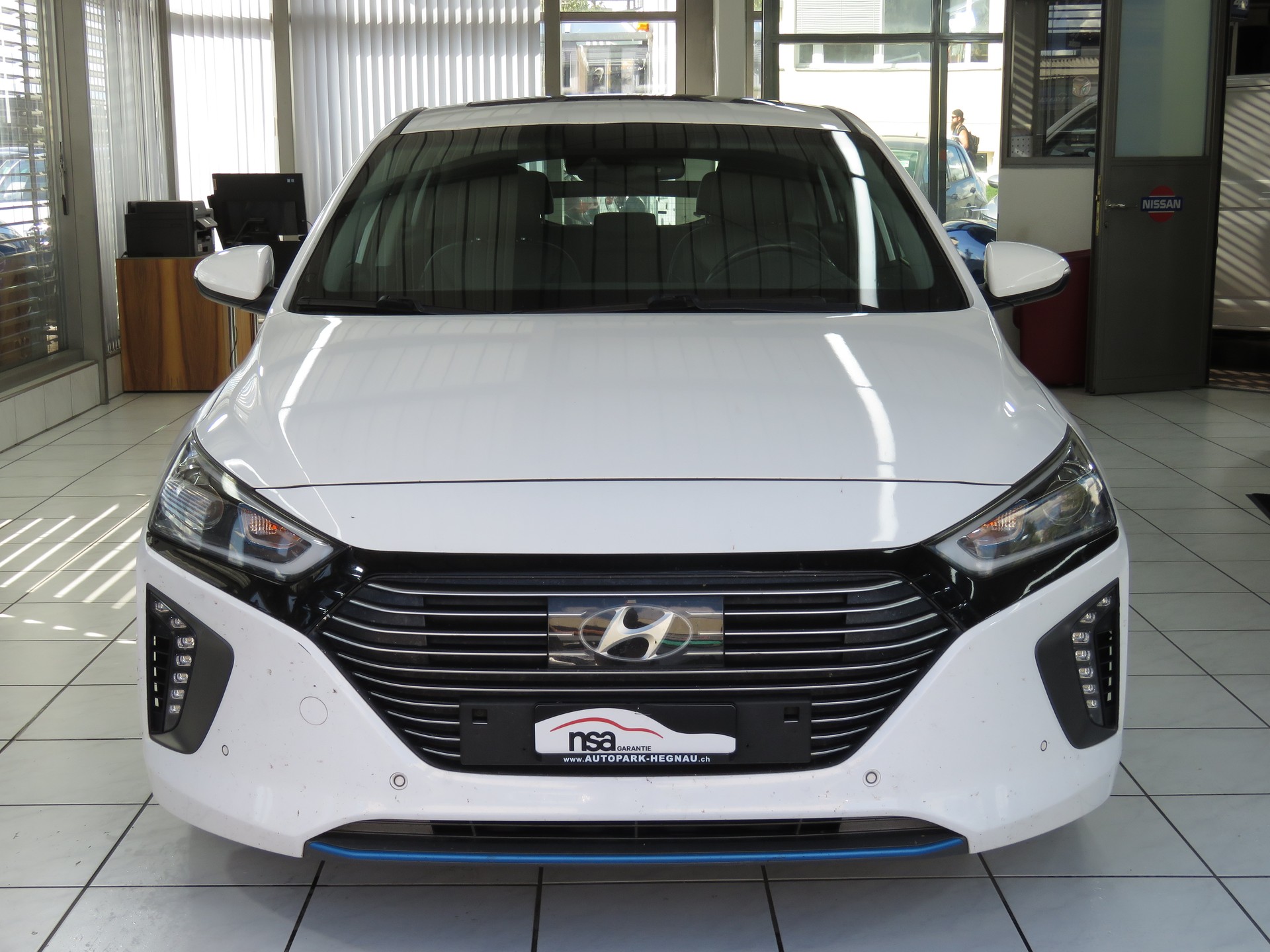 HYUNDAI Ioniq 1.6 GDi HEV Launch DCT (Automat) ab Platz, Fixpreis !!!-image-1