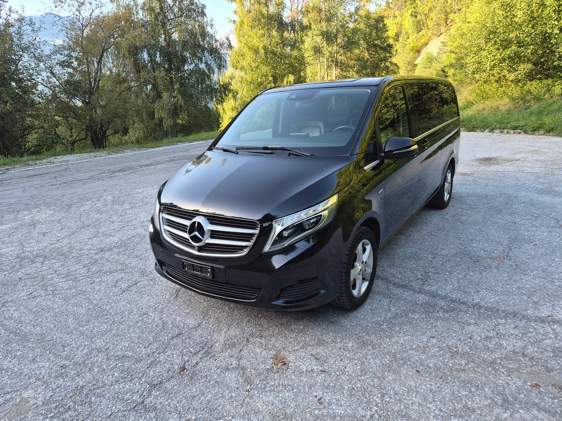 MERCEDES-BENZ V 250 d BlueTec Sw. Ed.lang 4m-image-0