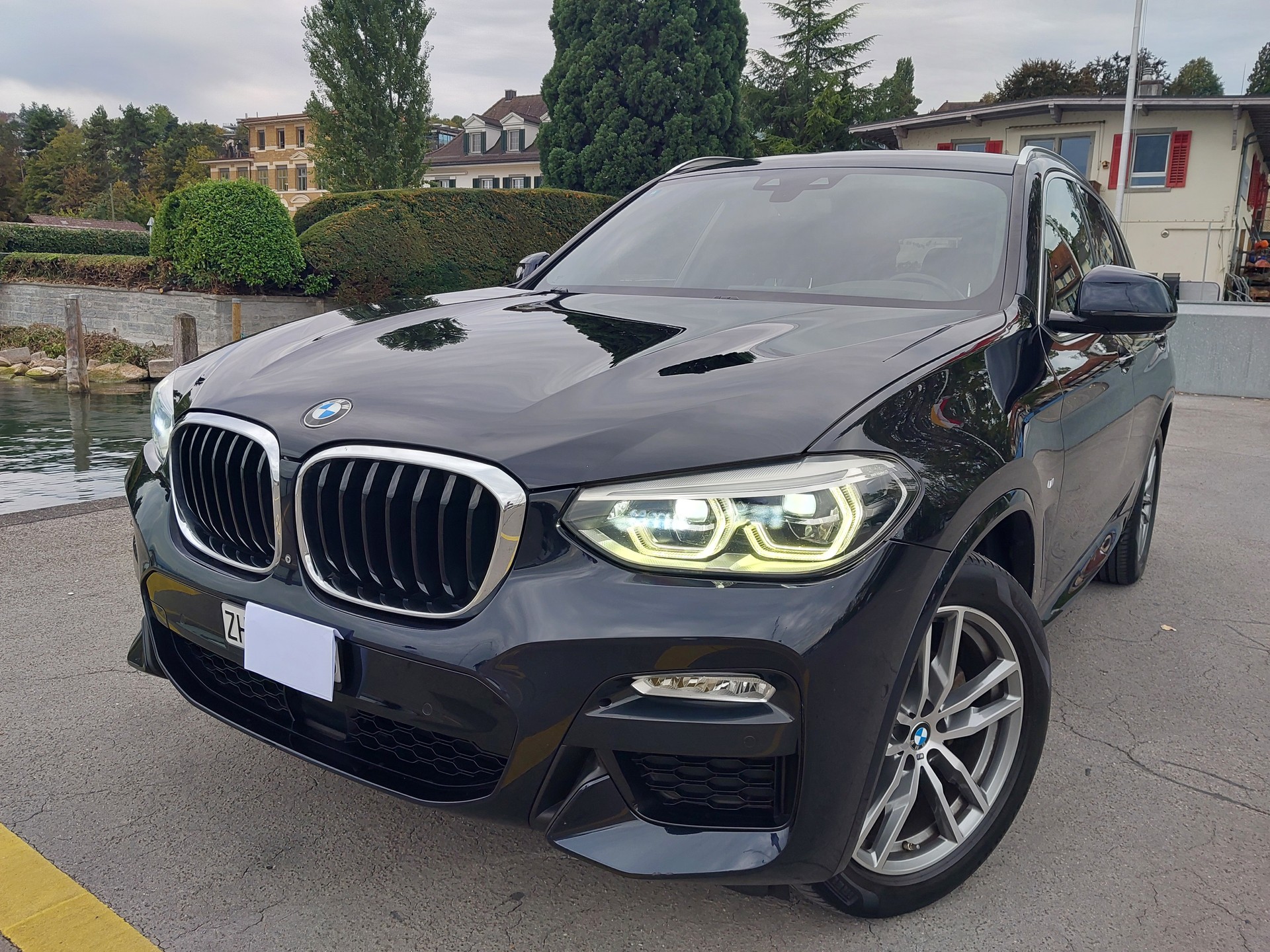 BMW xDrive 20d M Sport-image-0