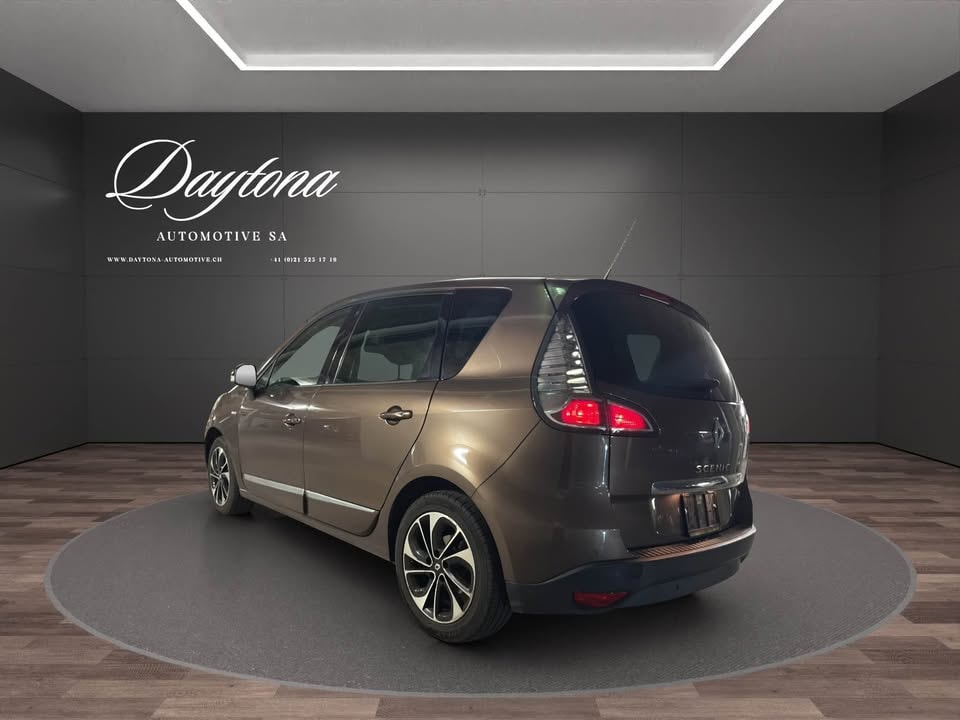 RENAULT Scénic 1.2 16V Turbo Bose-image-2