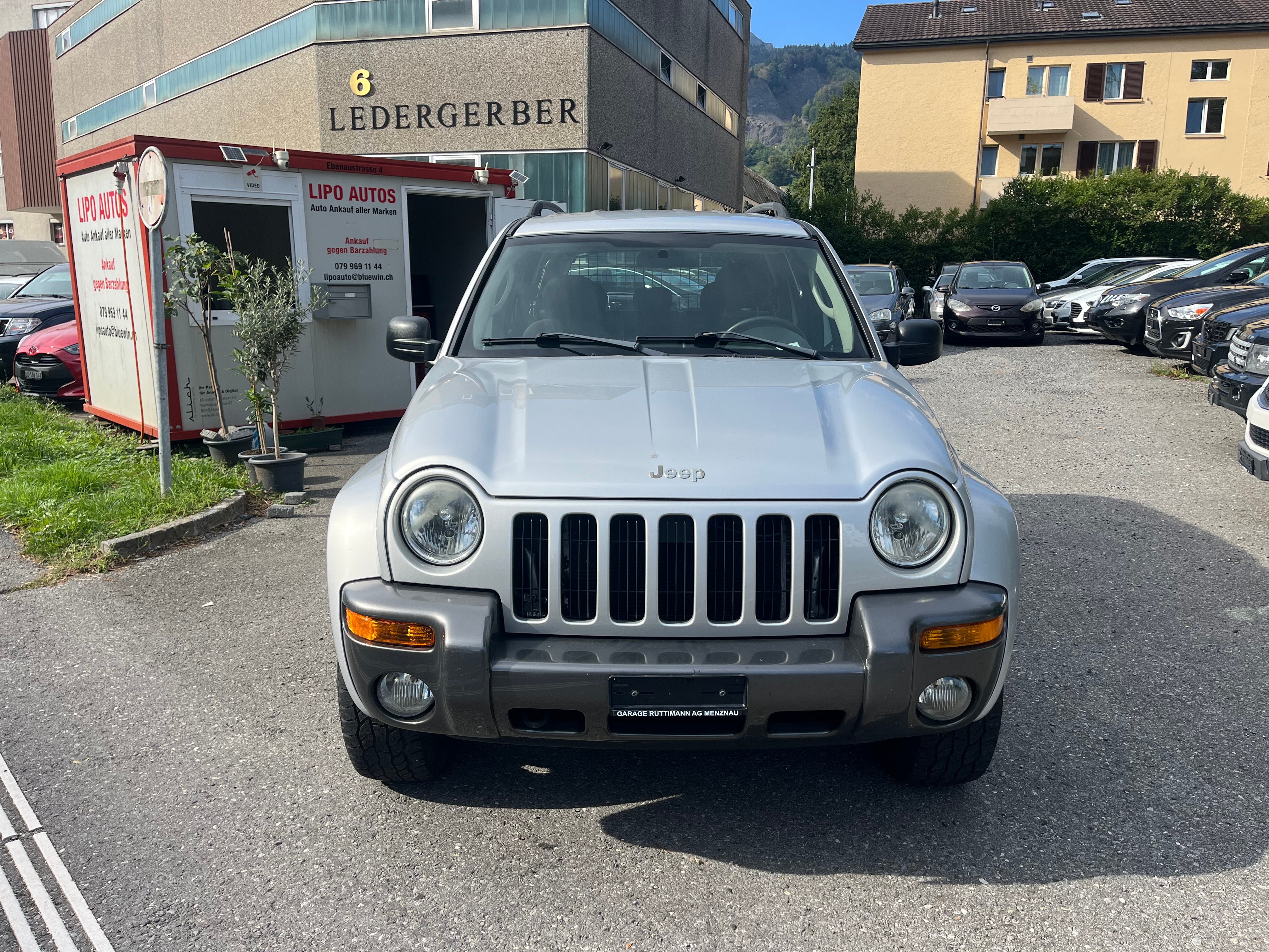 JEEP Cherokee 3.7 Extreme Sport — slika 1