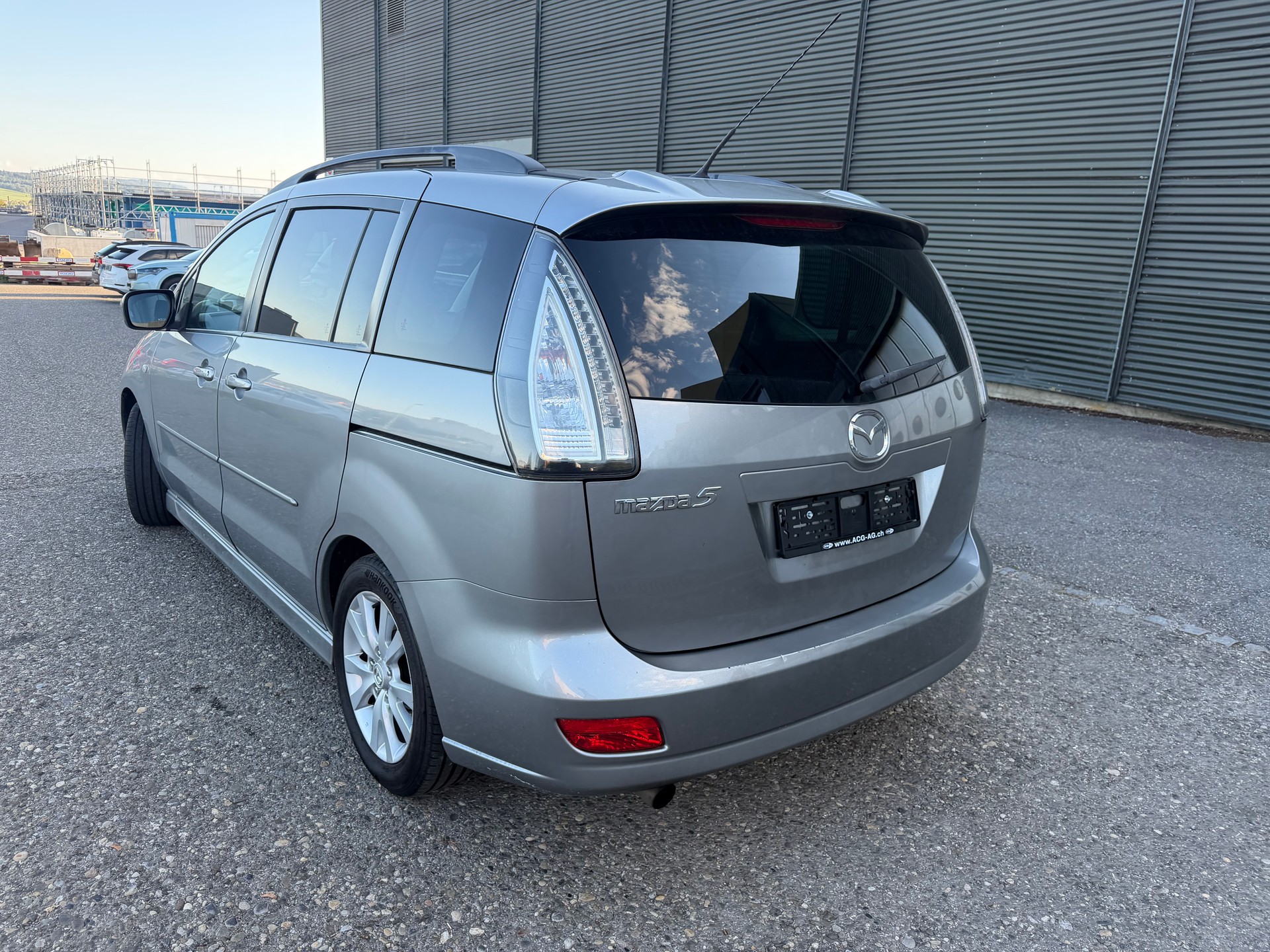 MAZDA 5 2.0 16V Sport ** Leder ** Klima-auto ** Xenon ** Tempomat ** E. Seiten Türe ** Letzte MFK 07.07.2023-image-13