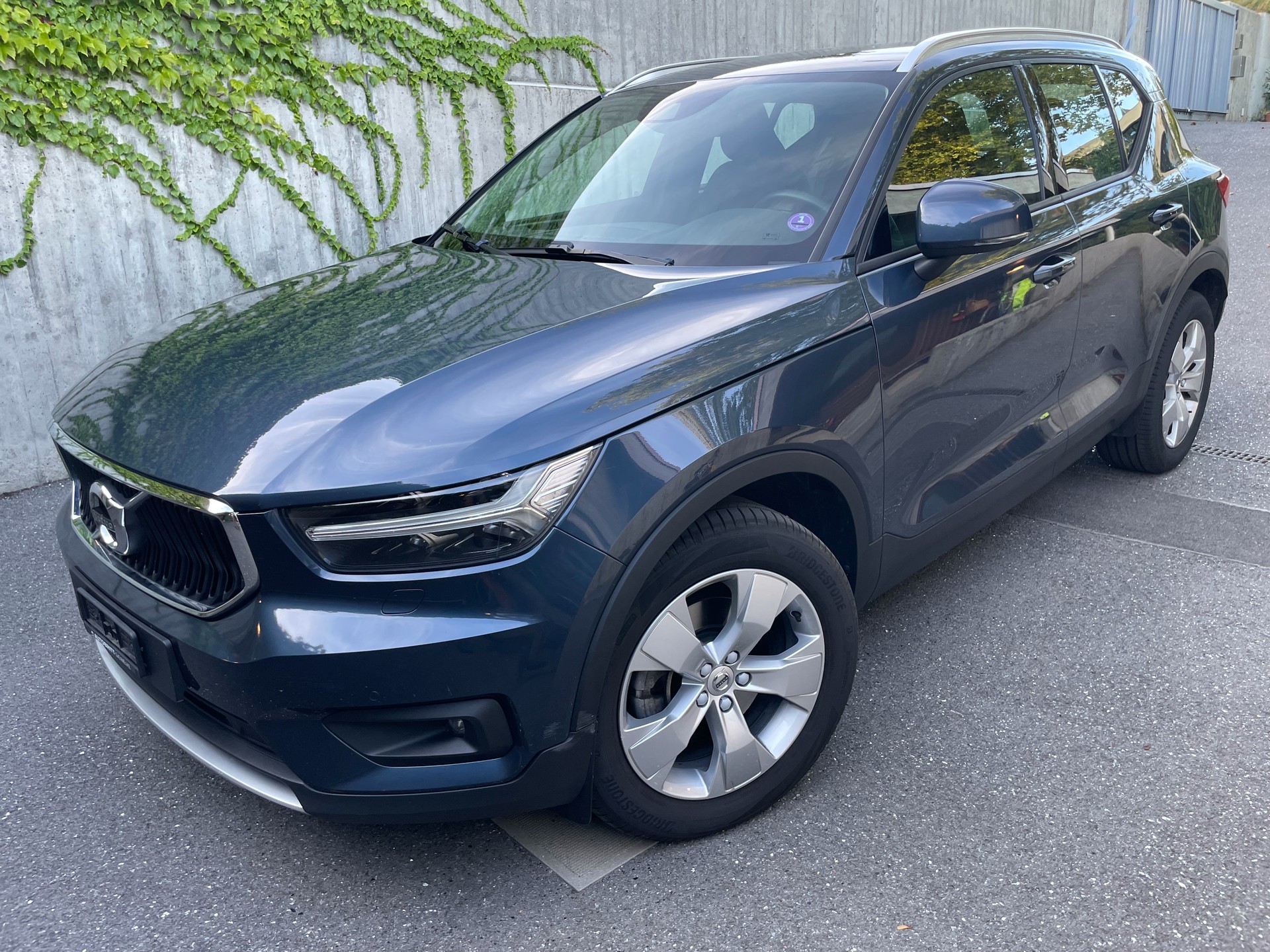 VOLVO 2.0 B4 MH Momentum AWD-image-1